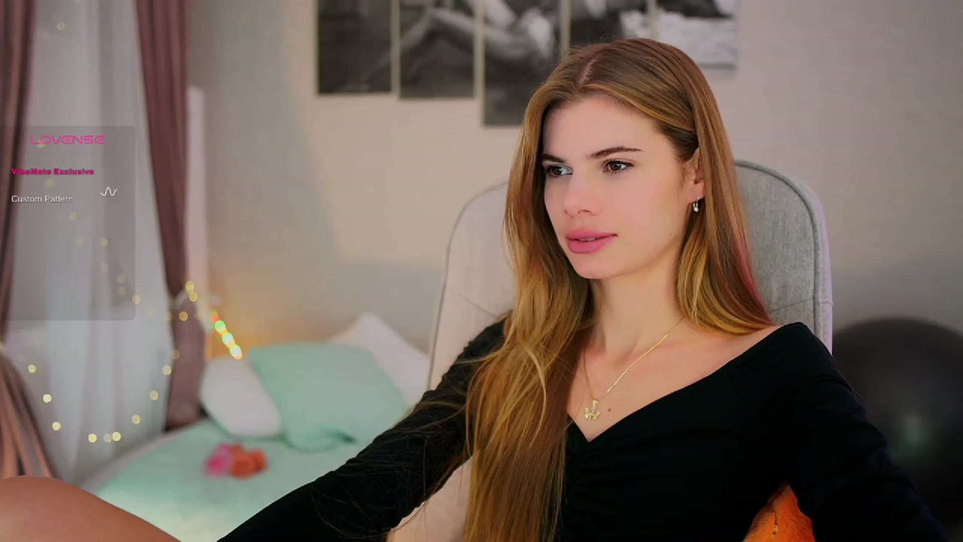 Gallery image thumbnail from RileyReid_18's myfreecams stream on, 10/19/2023, 16:33 image 2 of 20