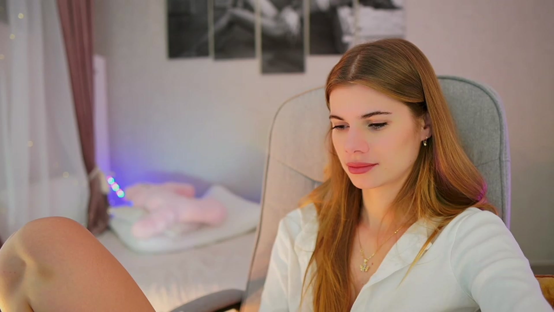 Gallery image thumbnail from RileyReid_18's myfreecams stream on, 11/03/2023, 16:41 image 5 of 20