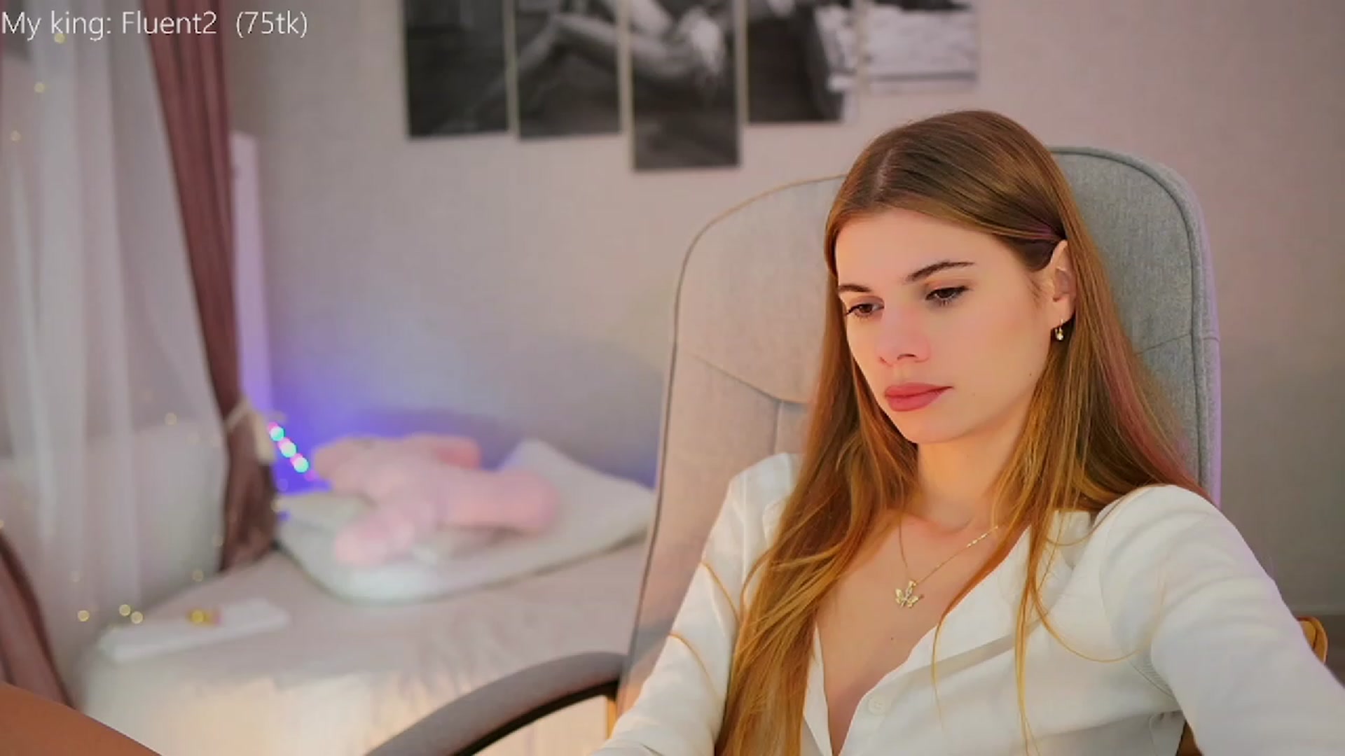 Gallery image thumbnail from RileyReid_18's myfreecams stream on, 11/03/2023, 18:41 image 19 of 20