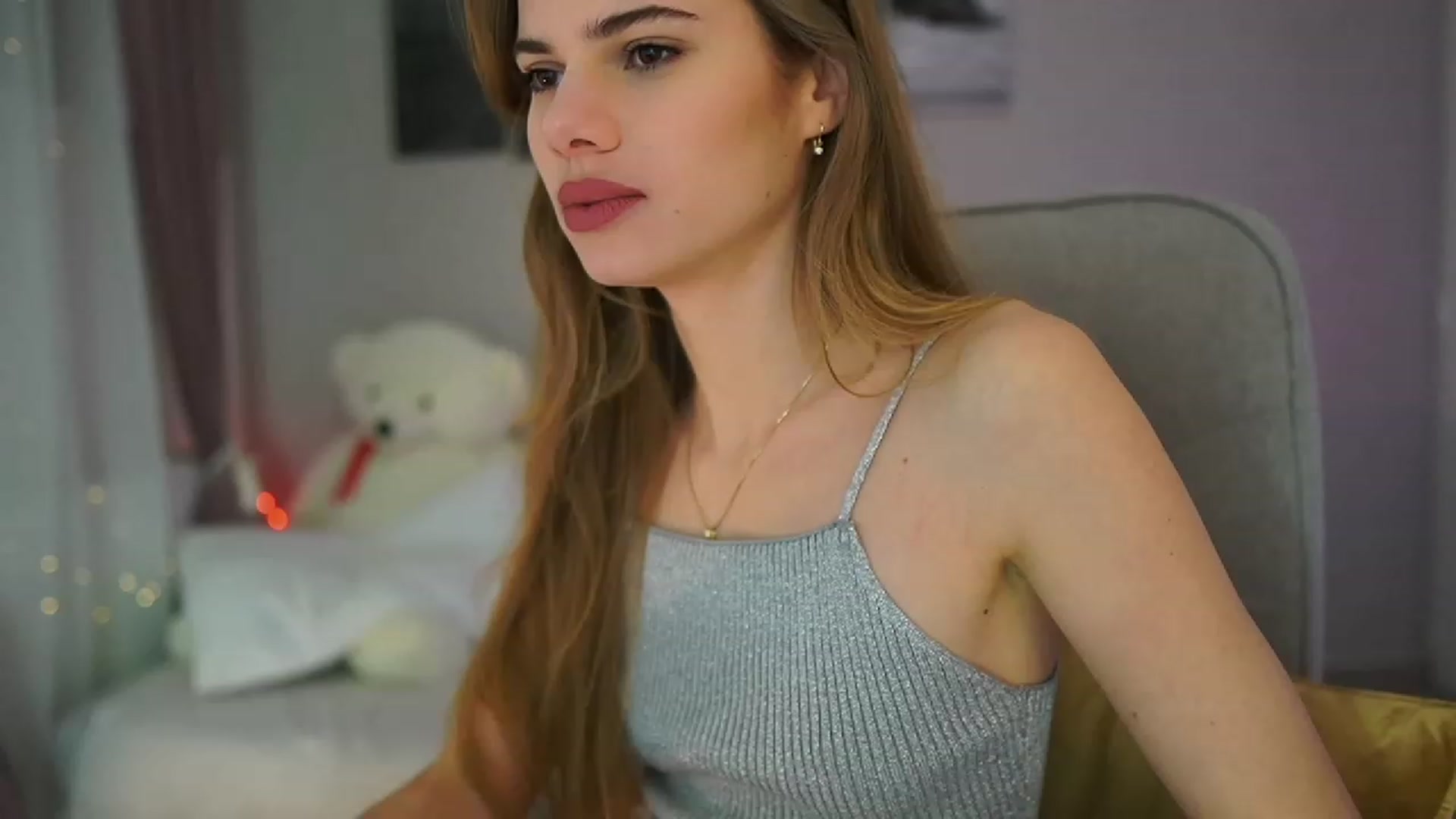 Gallery image thumbnail from RileyReid_18's myfreecams stream on, 11/29/2023, 15:52 image 20 of 20
