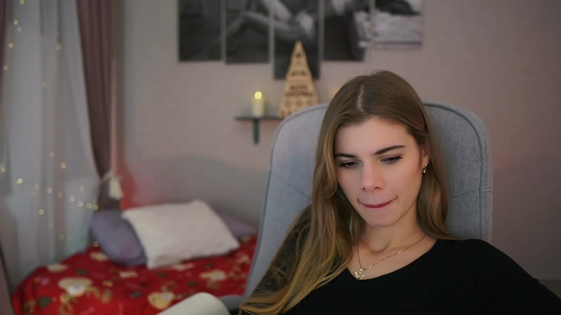 Gallery image thumbnail from RileyReid_18's myfreecams stream on, 12/01/2023, 15:55 image 14 of 20