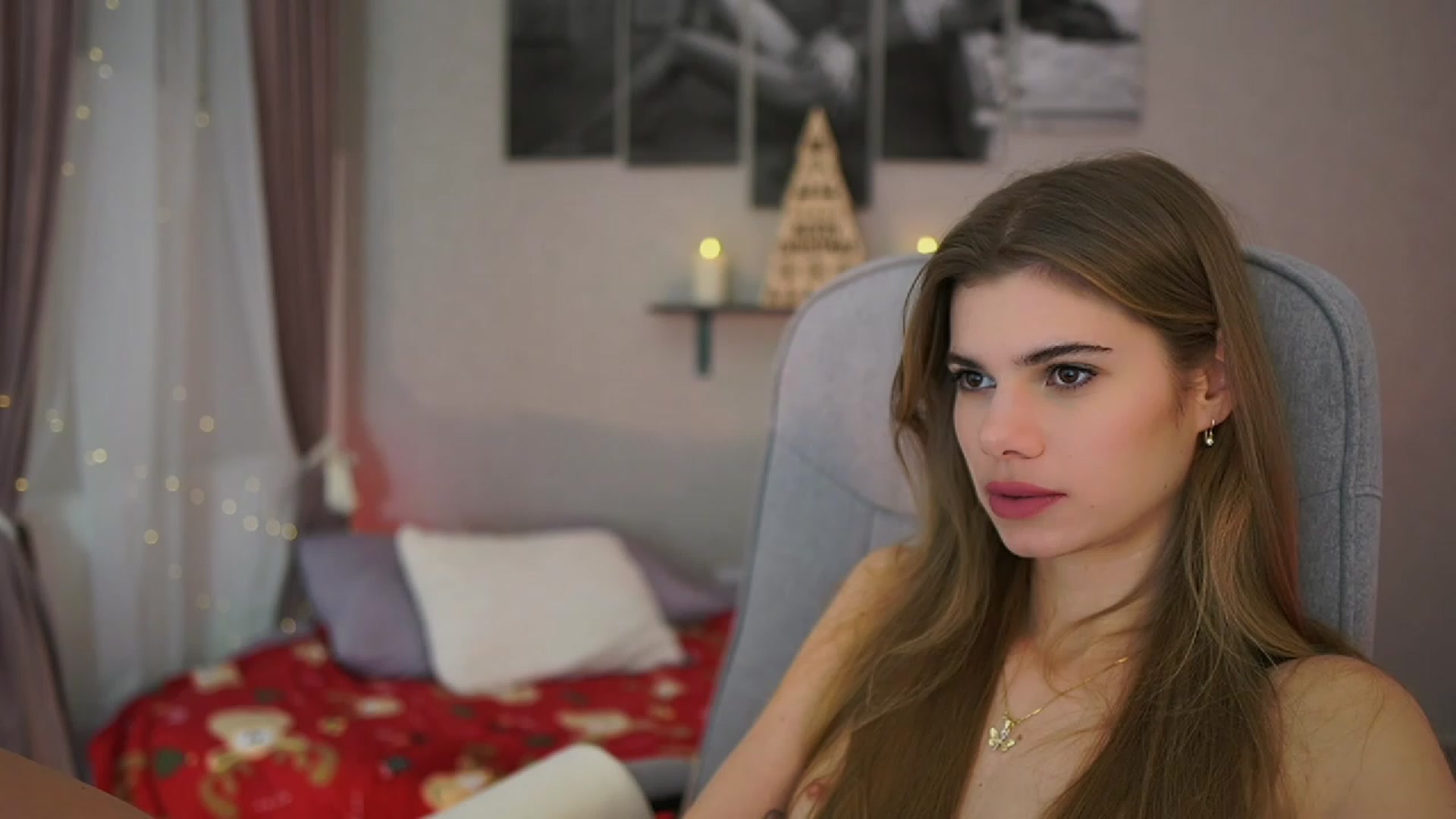 Gallery image thumbnail from RileyReid_18's myfreecams stream on, 12/01/2023, 17:56 image 11 of 20