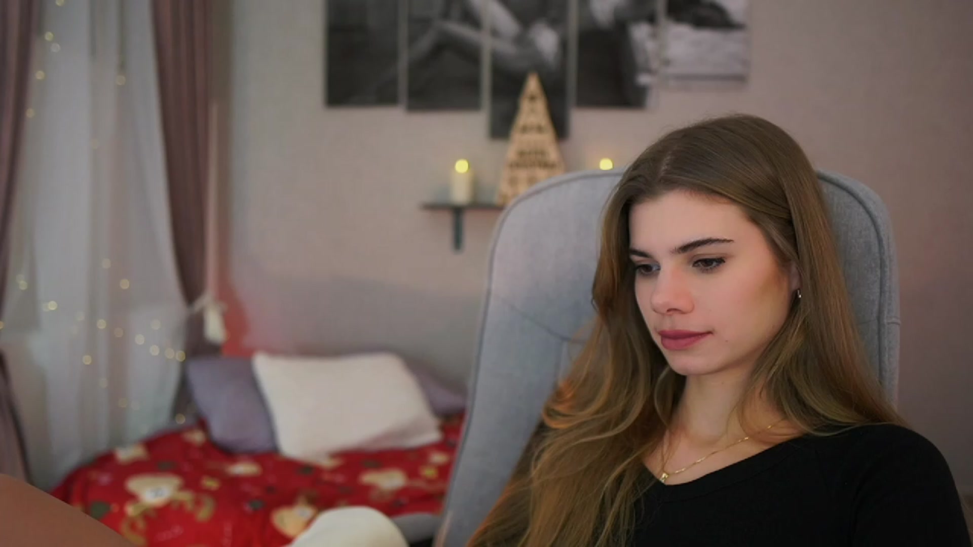 Gallery image thumbnail from RileyReid_18's myfreecams stream on, 12/01/2023, 18:59 image 15 of 20