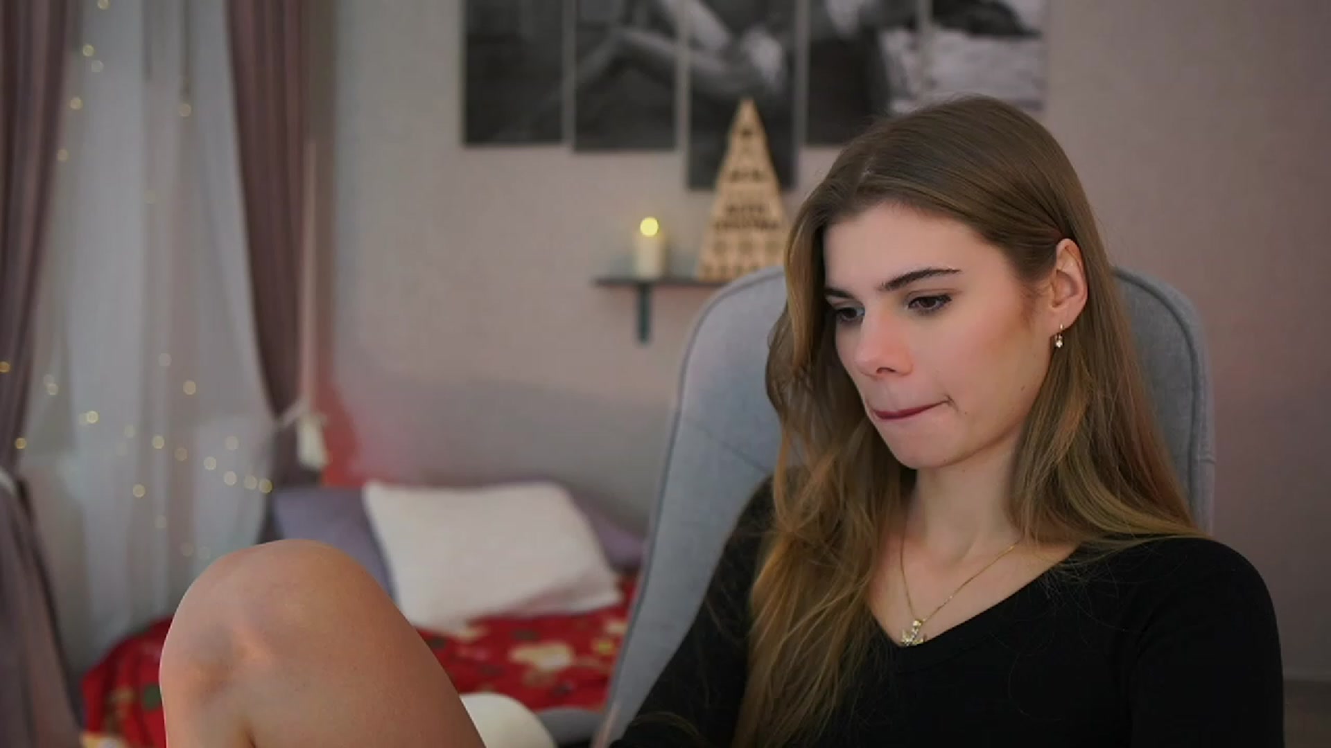 Gallery image thumbnail from RileyReid_18's myfreecams stream on, 12/01/2023, 18:59 image 2 of 20