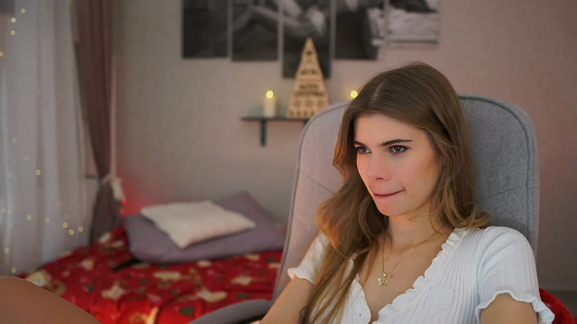 Gallery image thumbnail from RileyReid_18's myfreecams stream on, 12/05/2023, 14:11 image 19 of 20