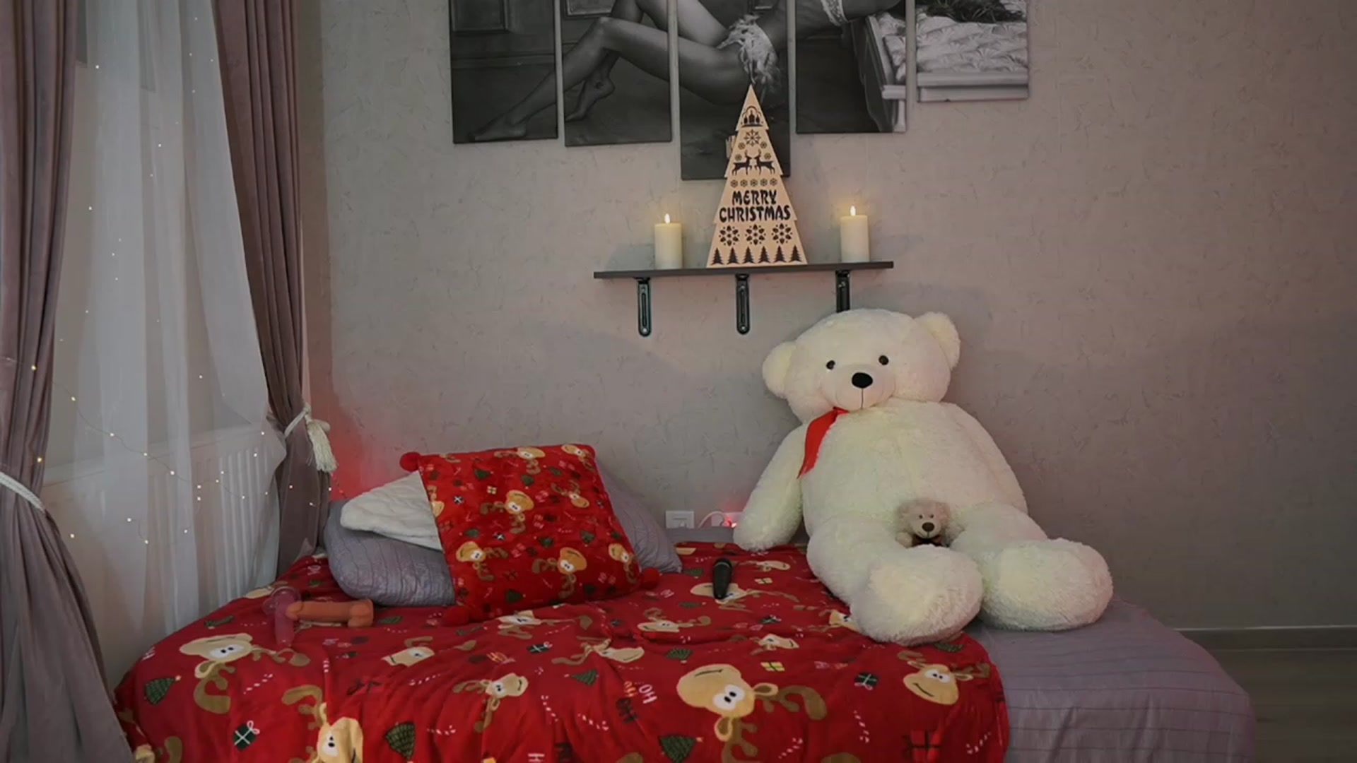 Gallery image thumbnail from RileyReid_18's myfreecams stream on, 12/07/2023, 17:01 image 4 of 20