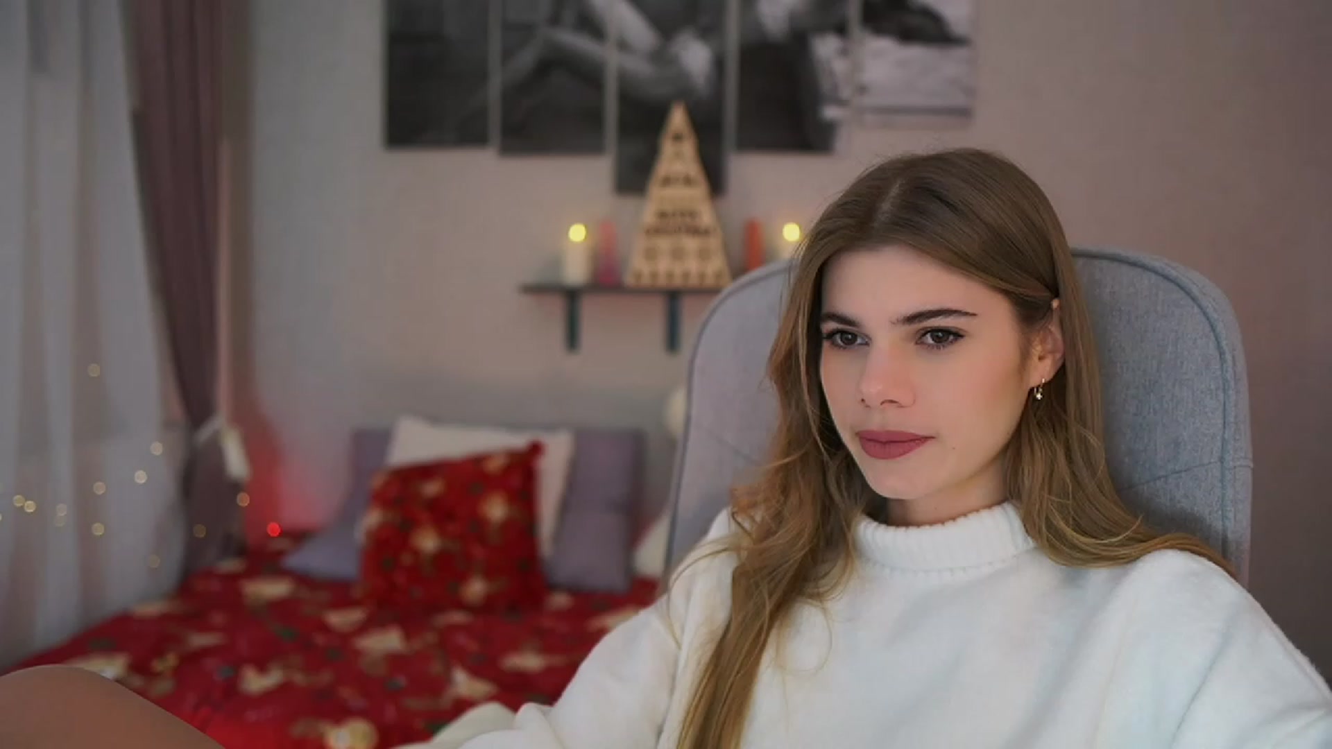 Gallery image thumbnail from RileyReid_18's myfreecams stream on, 12/09/2023, 19:45 image 9 of 20