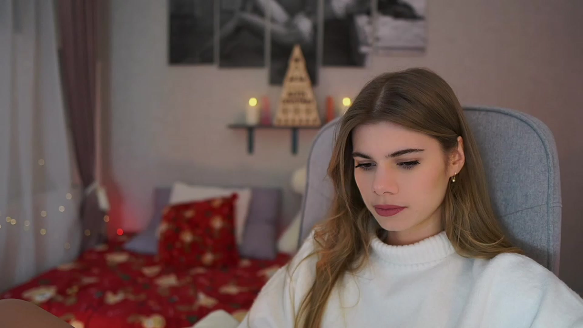 Gallery image thumbnail from RileyReid_18's myfreecams stream on, 12/09/2023, 19:45 image 2 of 20
