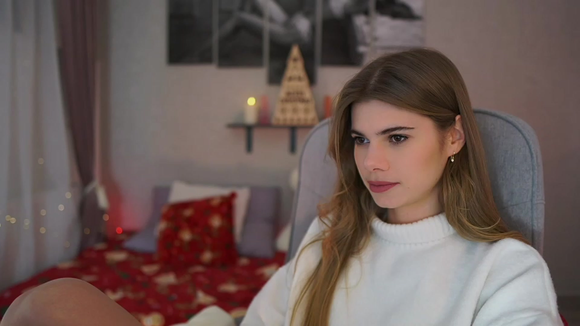 Gallery image thumbnail from RileyReid_18's myfreecams stream on, 12/09/2023, 19:45 image 5 of 20