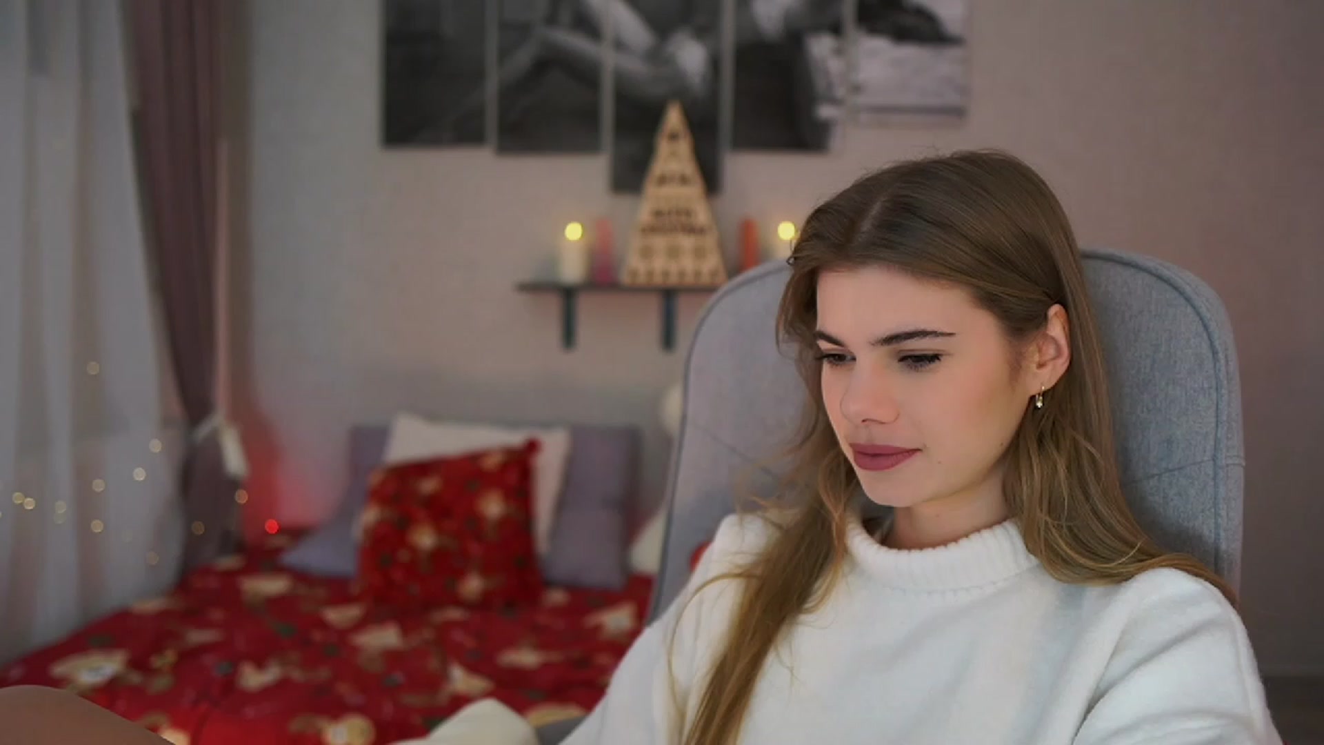 Gallery image thumbnail from RileyReid_18's myfreecams stream on, 12/09/2023, 19:45 image 11 of 20