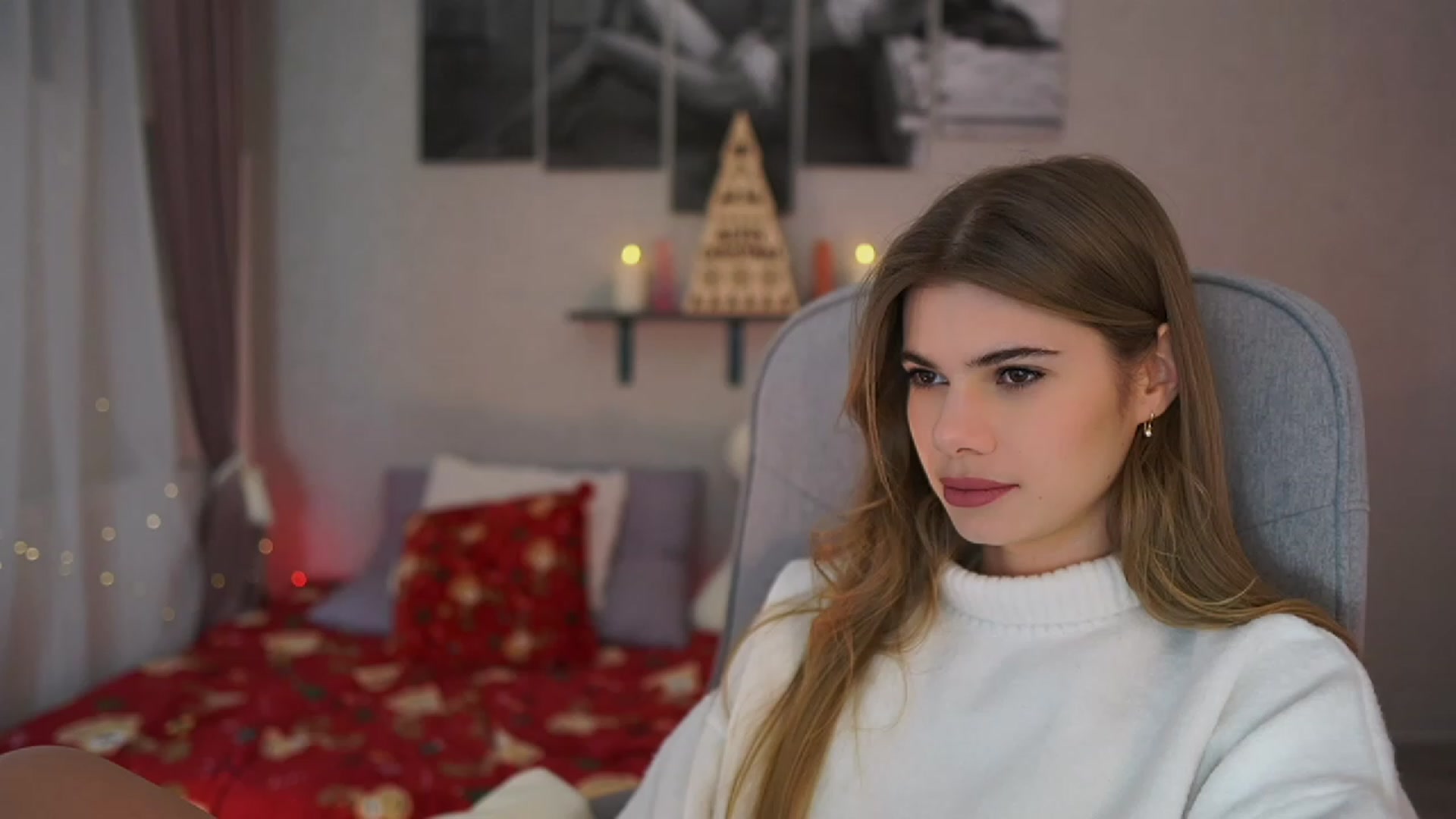 Gallery image thumbnail from RileyReid_18's myfreecams stream on, 12/09/2023, 19:45 image 8 of 20