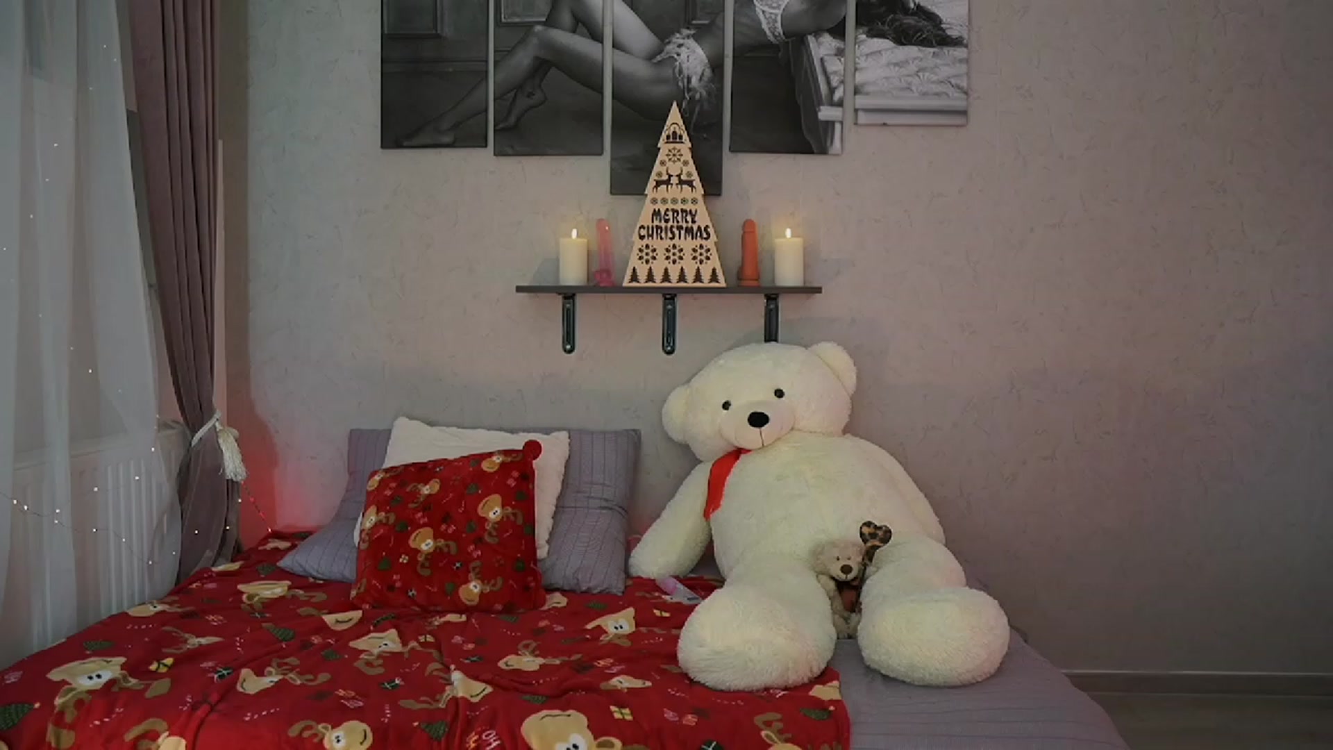 Gallery image thumbnail from RileyReid_18's myfreecams stream on, 12/09/2023, 19:45 image 17 of 20