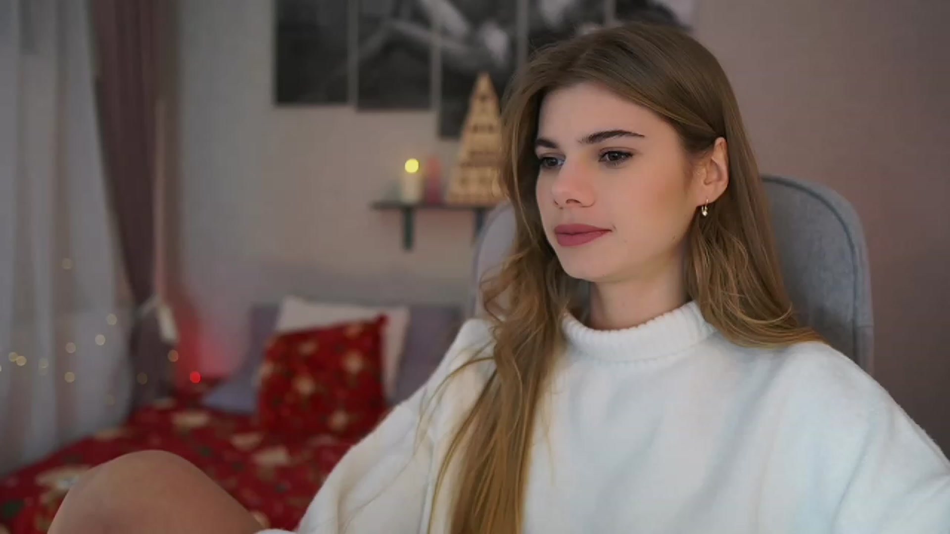 Gallery image thumbnail from RileyReid_18's myfreecams stream on, 12/09/2023, 19:45 image 3 of 20