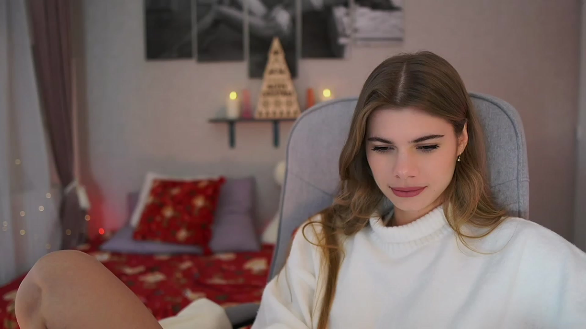 Gallery image thumbnail from RileyReid_18's myfreecams stream on, 12/09/2023, 22:19 image 4 of 20