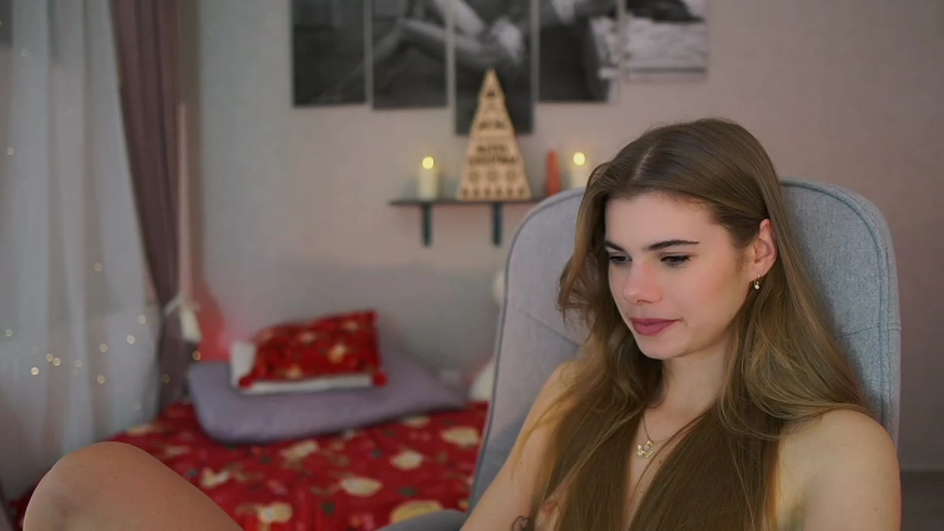 Gallery image thumbnail from RileyReid_18's myfreecams stream on, 12/09/2023, 23:48 image 14 of 20