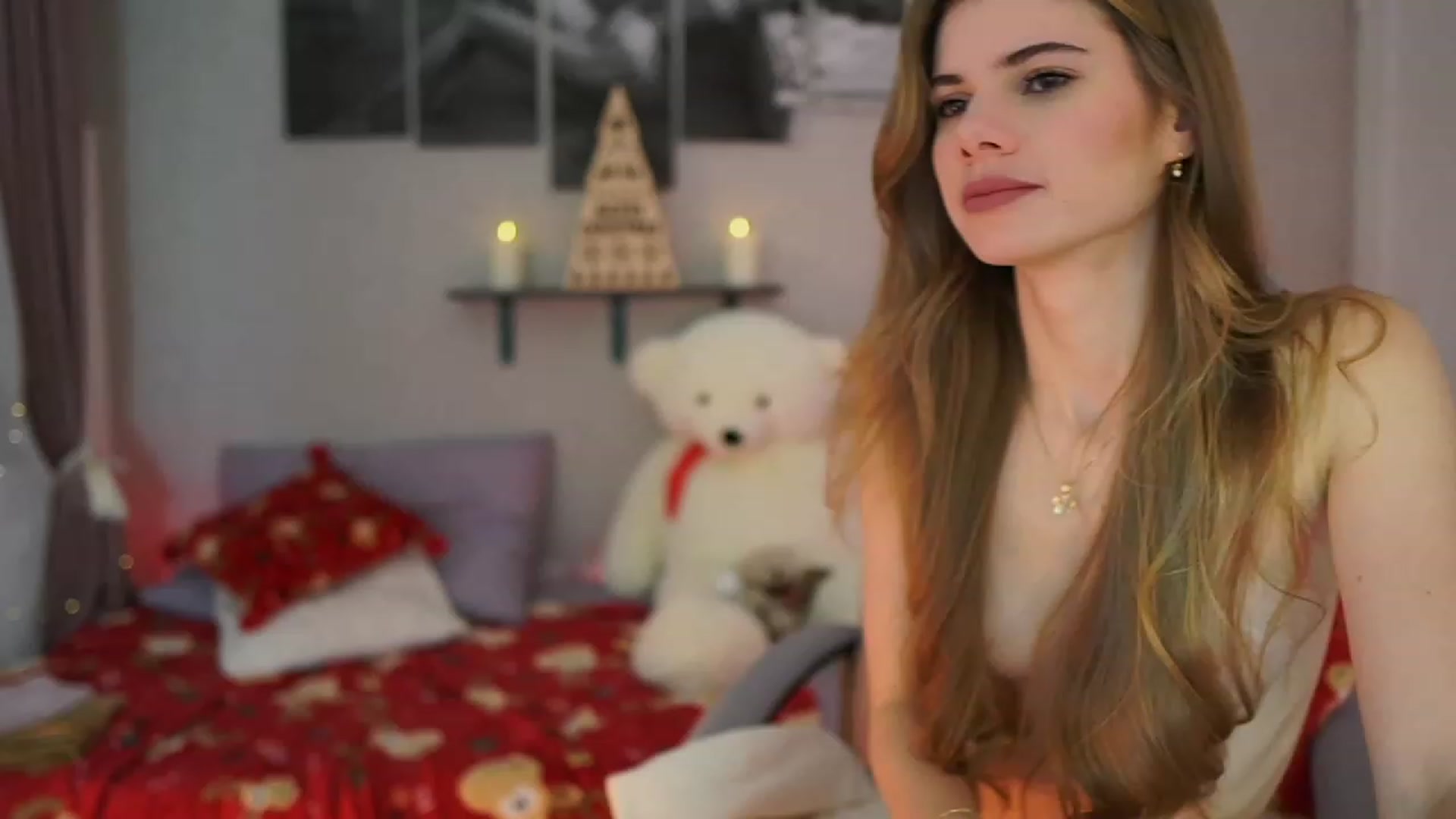 Gallery image thumbnail from RileyReid_18's myfreecams stream on, 12/10/2023, 15:41 image 7 of 20