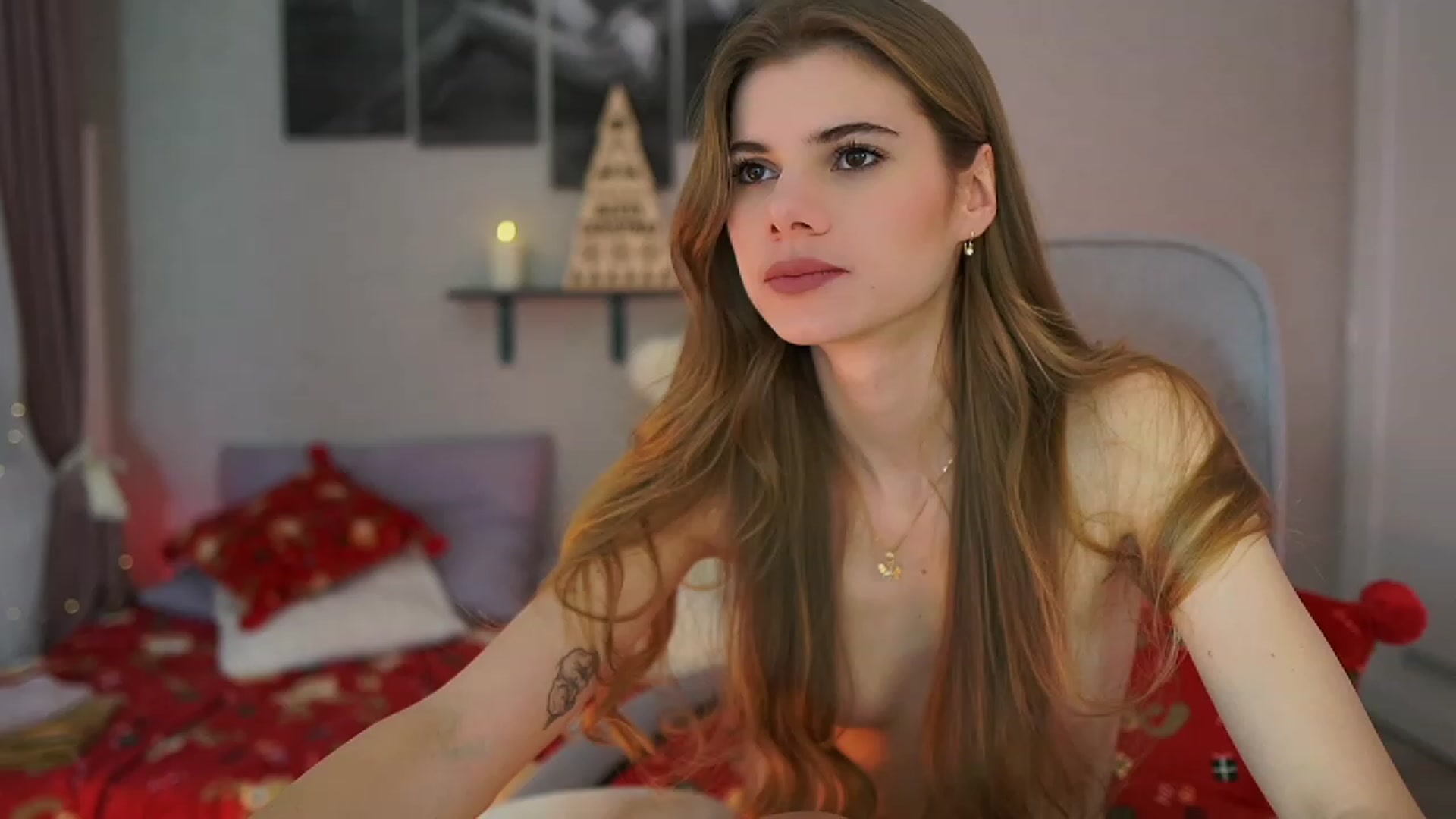 Gallery image thumbnail from RileyReid_18's myfreecams stream on, 12/10/2023, 15:41 image 18 of 20