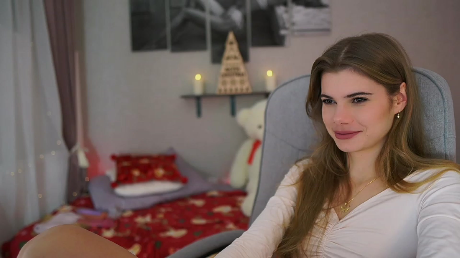 Gallery image thumbnail from RileyReid_18's myfreecams stream on, 12/10/2023, 19:02 image 1 of 20