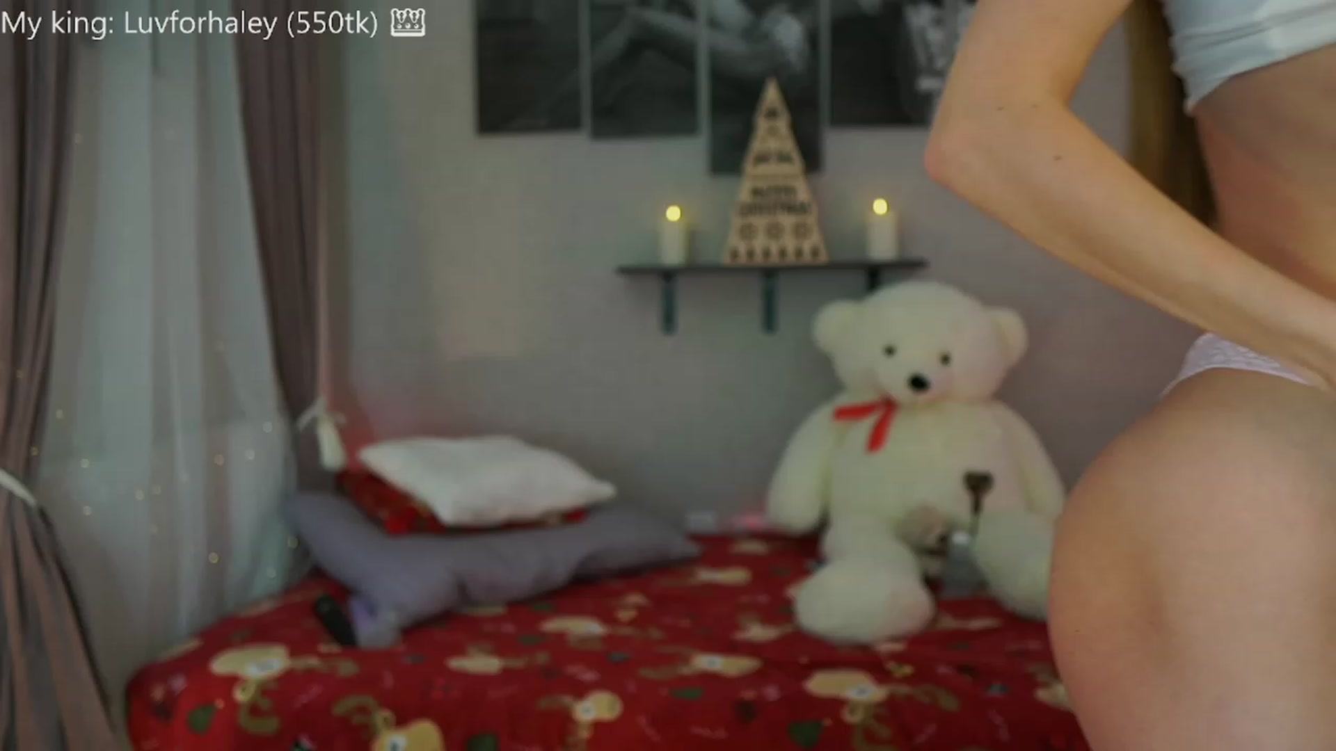 Gallery image thumbnail from RileyReid_18's myfreecams stream on, 12/14/2023, 18:23 image 18 of 20