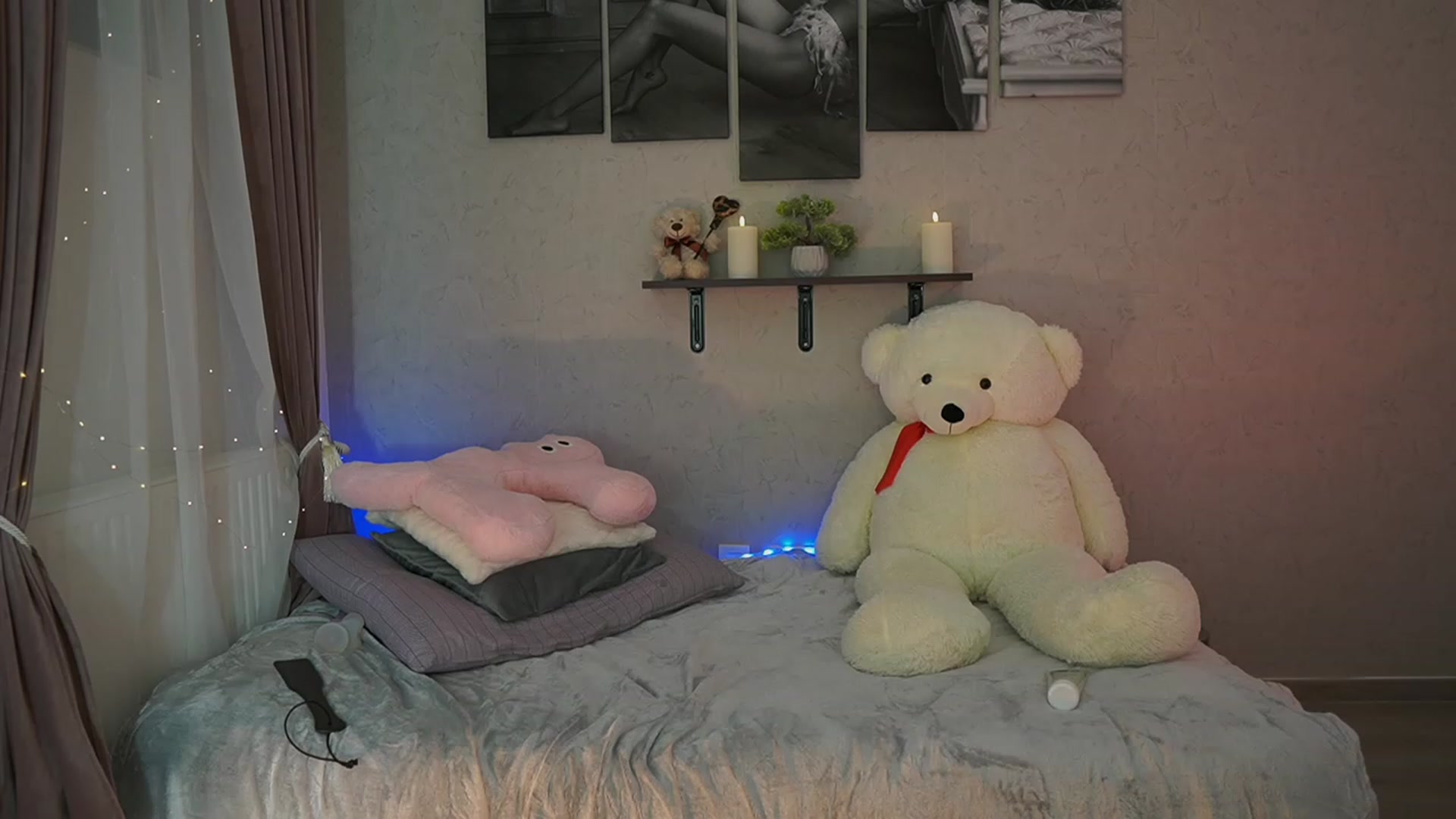 Gallery image thumbnail from RileyReid_18's myfreecams stream on, 01/05/2024, 12:12 image 16 of 20