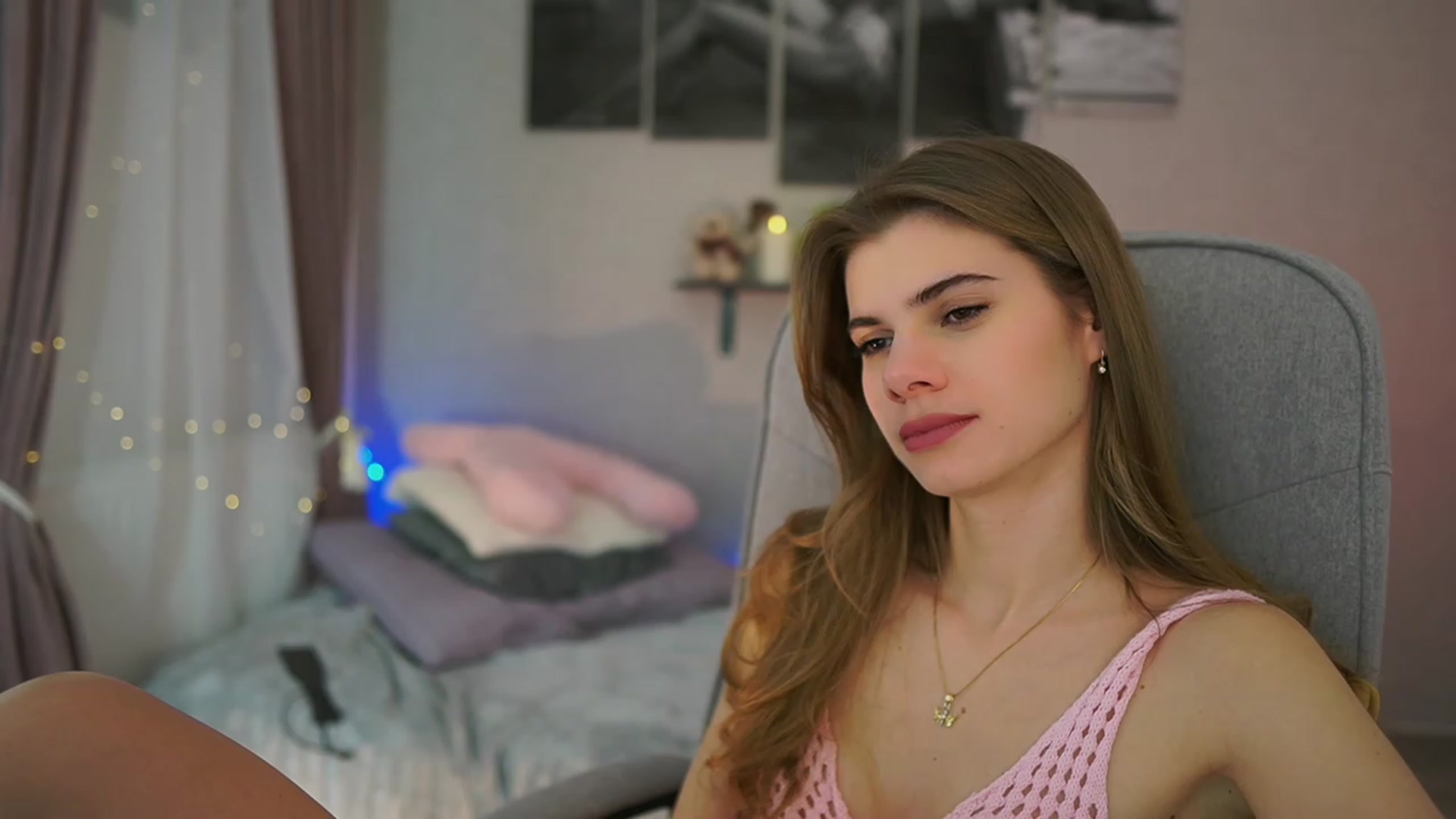 Gallery image thumbnail from RileyReid_18's myfreecams stream on, 01/05/2024, 12:58 image 13 of 20