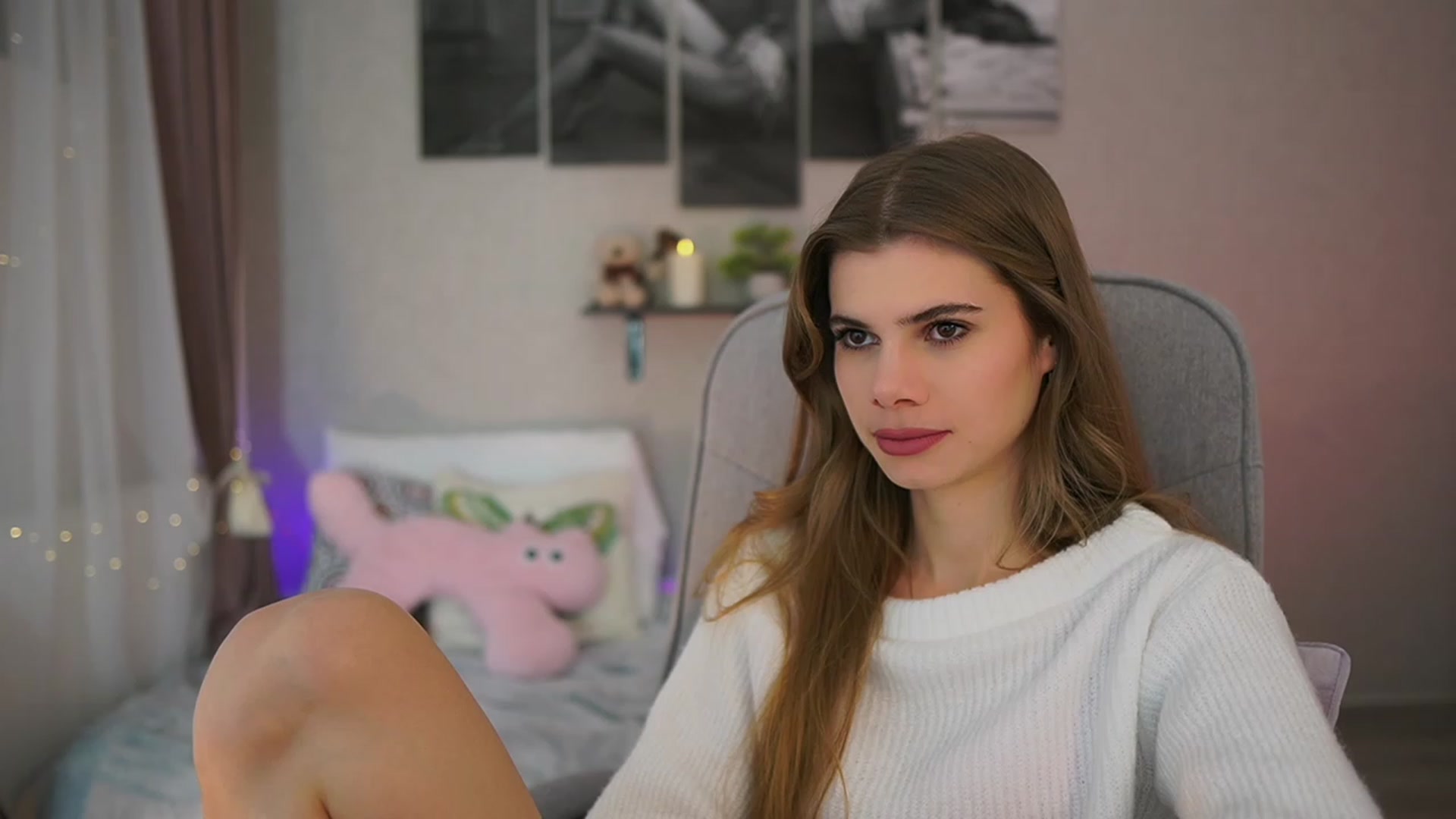 Gallery image thumbnail from RileyReid_18's myfreecams stream on, 01/14/2024, 22:32 image 2 of 20