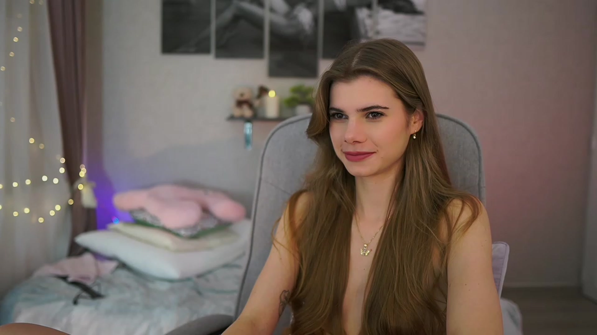 Gallery image thumbnail from RileyReid_18's myfreecams stream on, 01/17/2024, 17:46 image 2 of 20