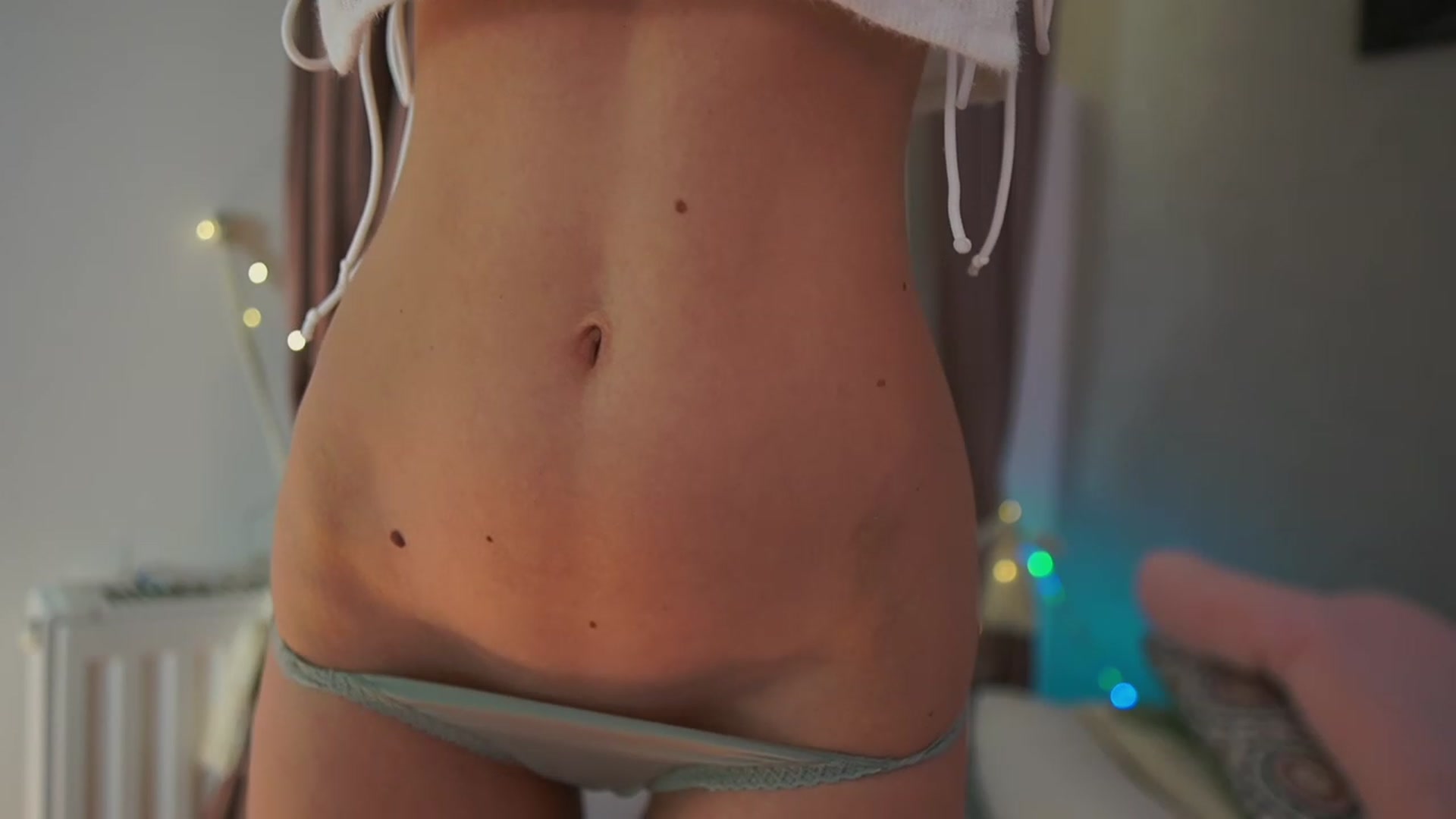 Gallery image thumbnail from RileyReid_18's myfreecams stream on, 01/25/2024, 16:24 image 16 of 20