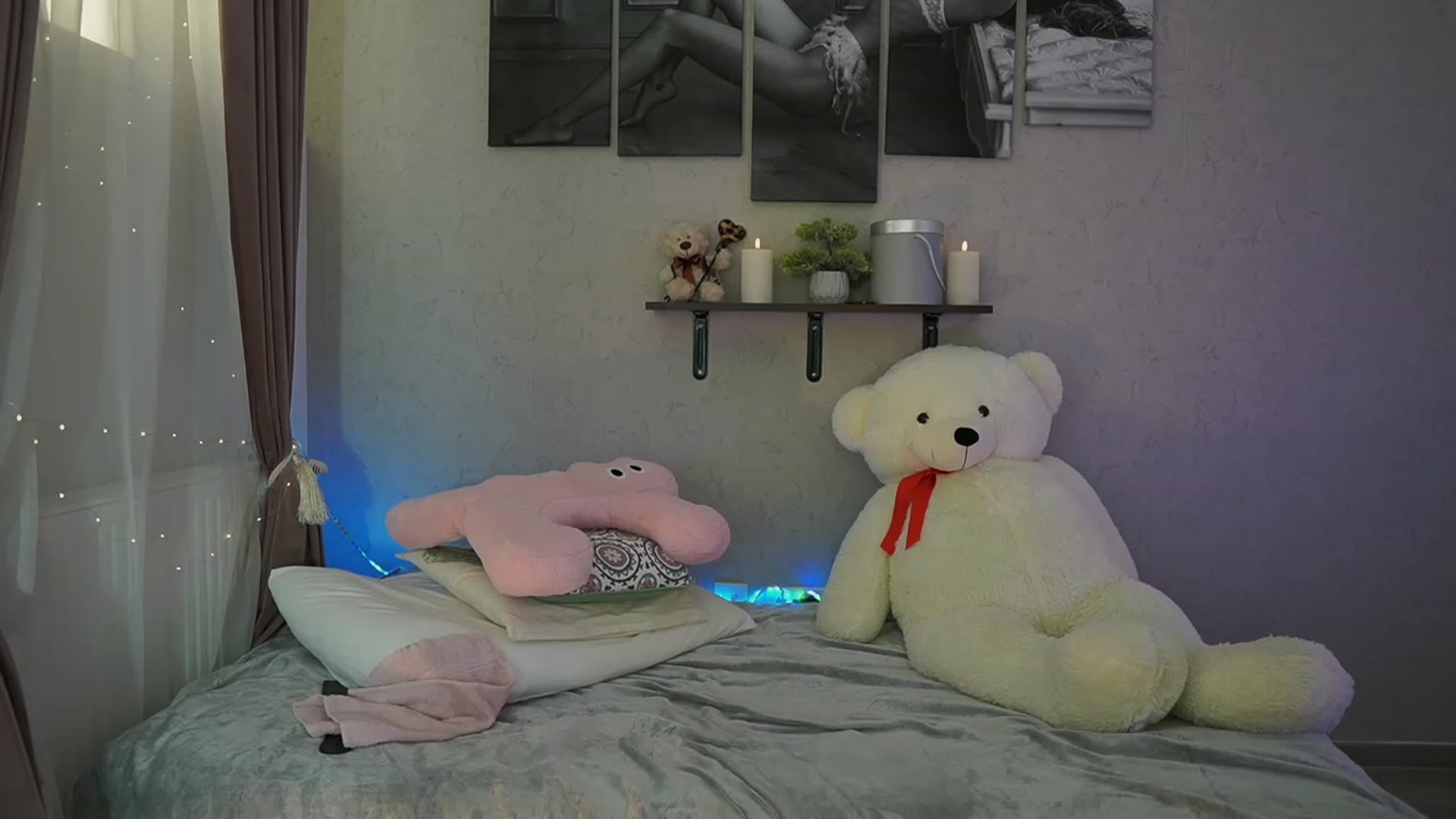 Gallery image thumbnail from RileyReid_18's myfreecams stream on, 01/31/2024, 18:59 image 18 of 20