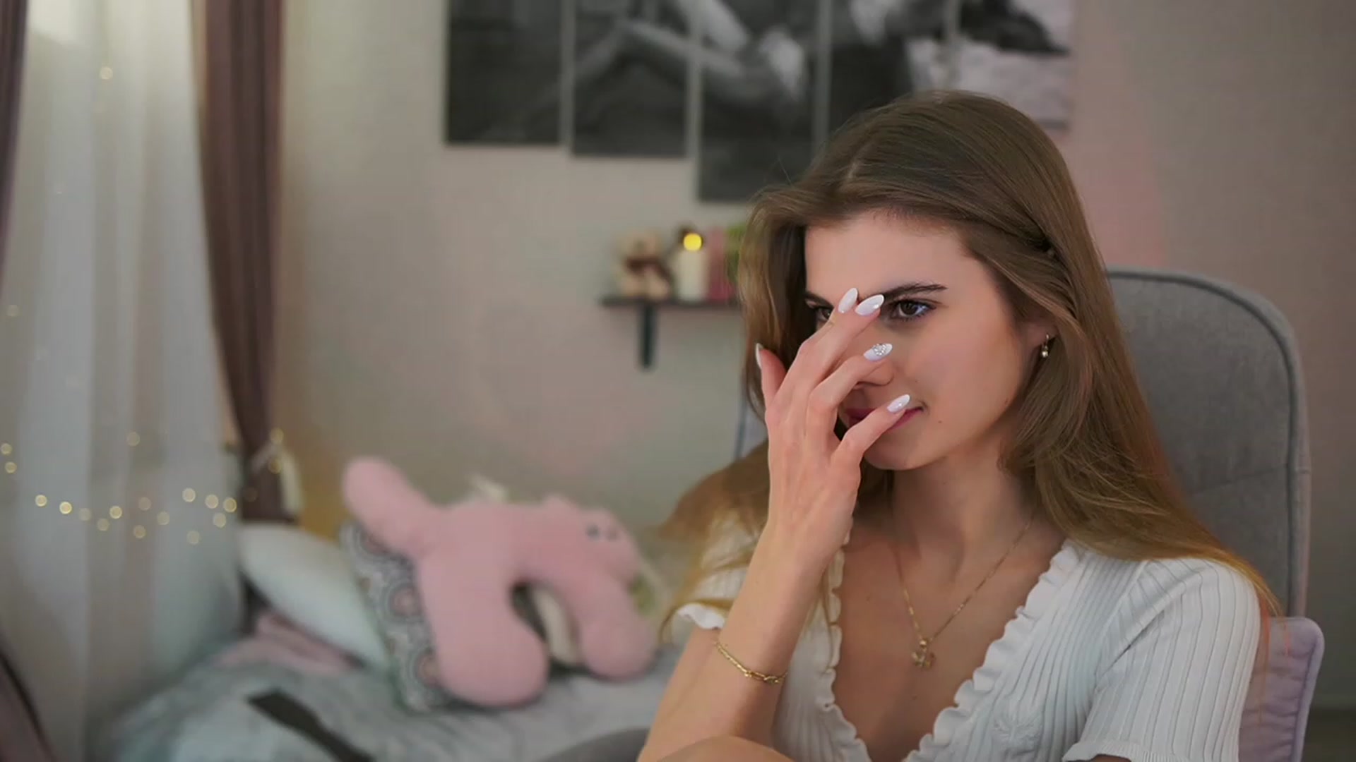 Gallery image thumbnail from RileyReid_18's myfreecams stream on, 02/05/2024, 18:45 image 20 of 20