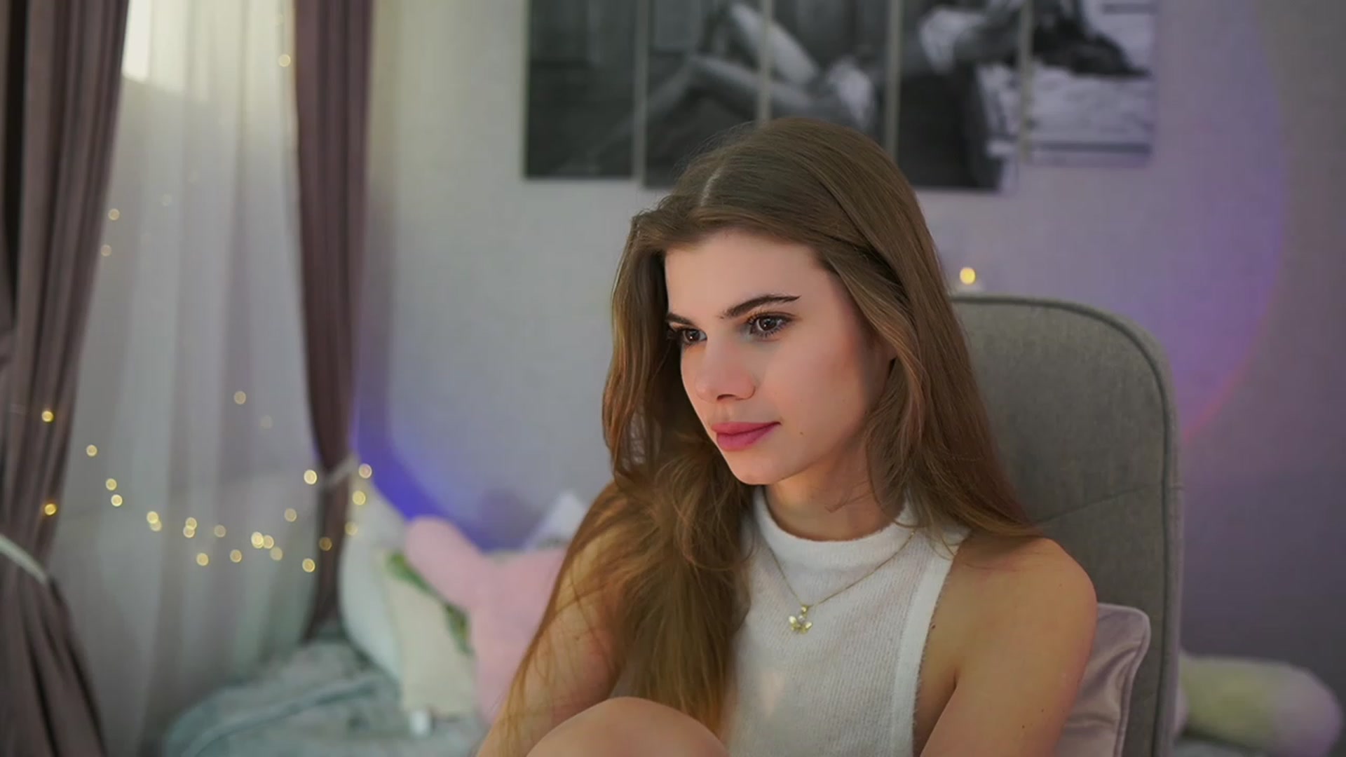 Gallery image thumbnail from RileyReid_18's myfreecams stream on, 02/18/2024, 19:03 image 7 of 20
