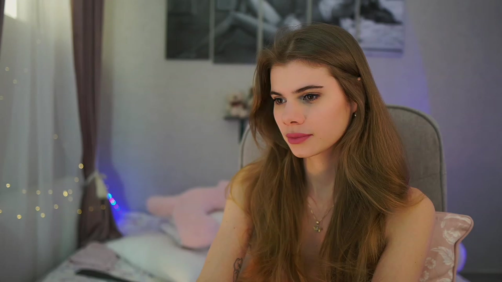 Gallery image thumbnail from RileyReid_18's myfreecams stream on, 03/02/2024, 17:56 image 7 of 20