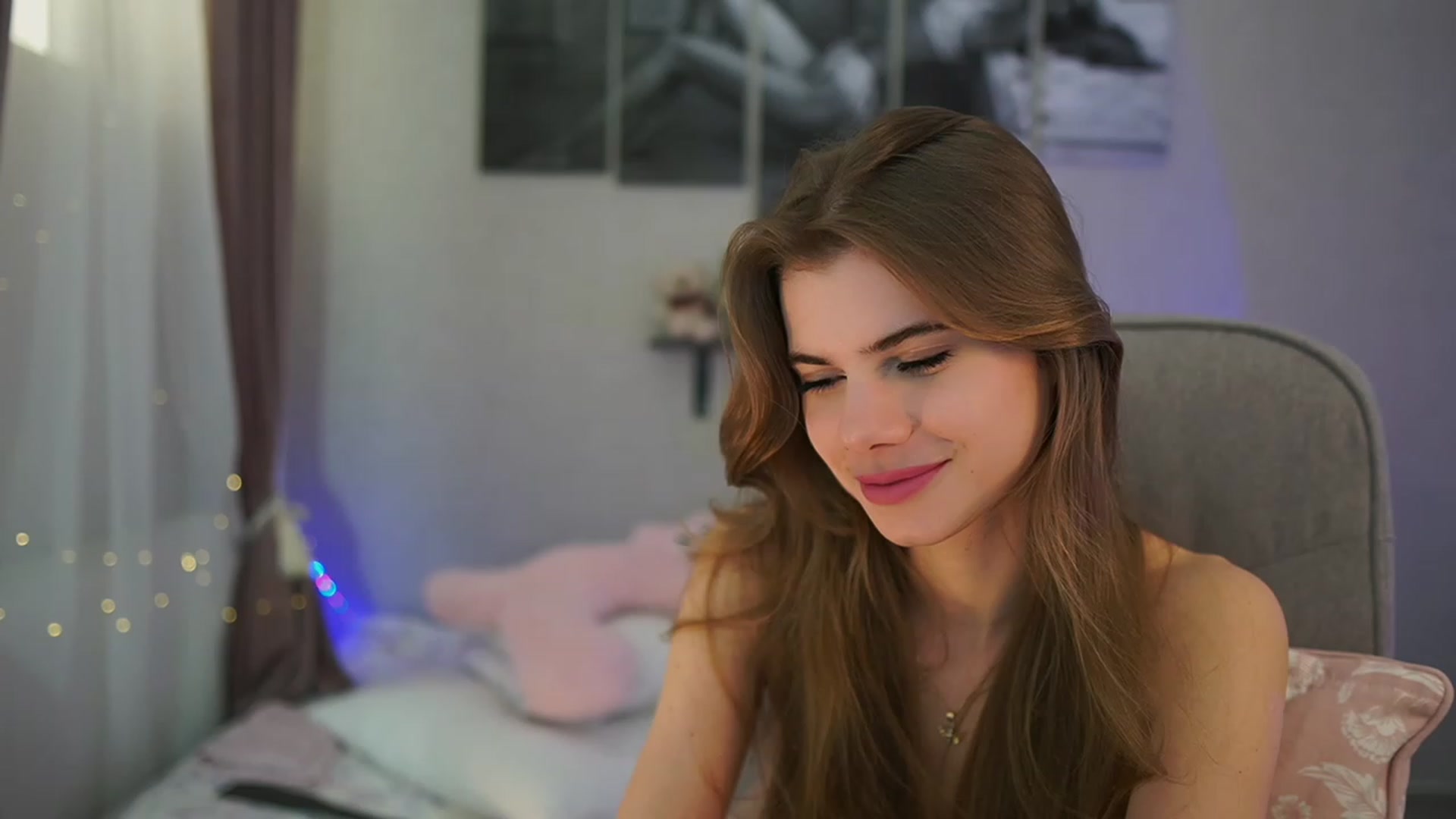 Gallery image thumbnail from RileyReid_18's myfreecams stream on, 03/02/2024, 17:56 image 11 of 20