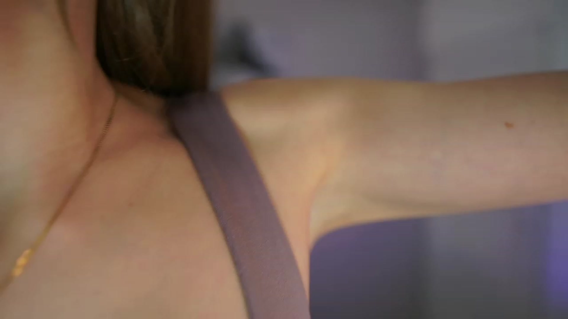 Gallery image thumbnail from RileyReid_18's myfreecams stream on, 03/08/2024, 17:18 image 7 of 20