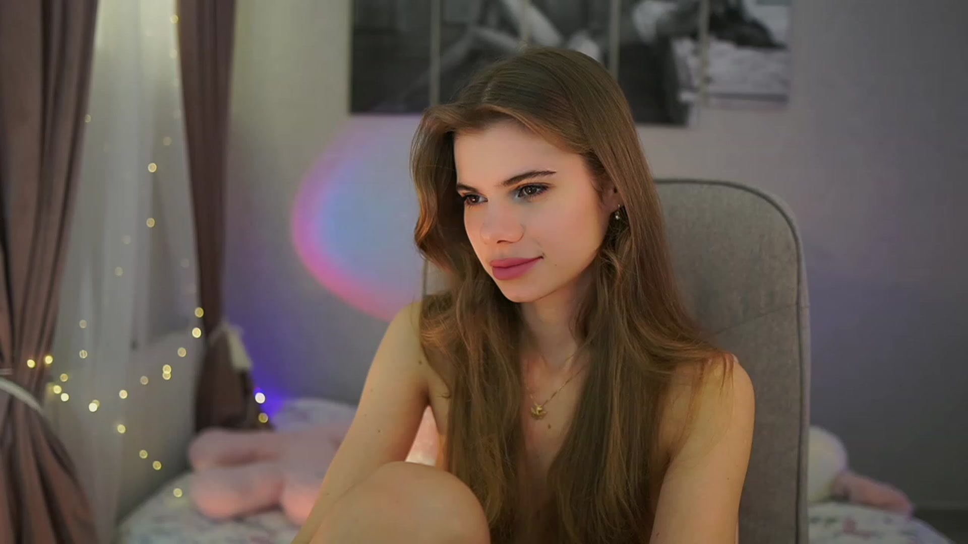 Gallery image thumbnail from RileyReid_18's myfreecams stream on, 03/14/2024, 16:54 image 18 of 20