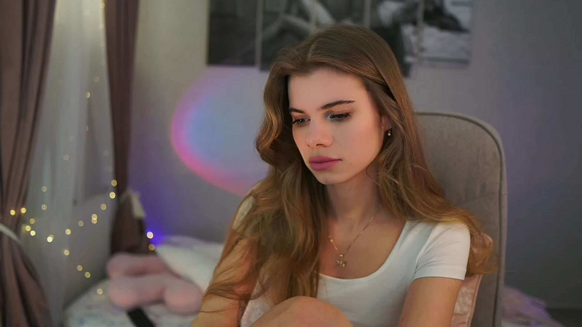 Gallery image thumbnail from RileyReid_18's myfreecams stream on, 03/14/2024, 18:12 image 20 of 20