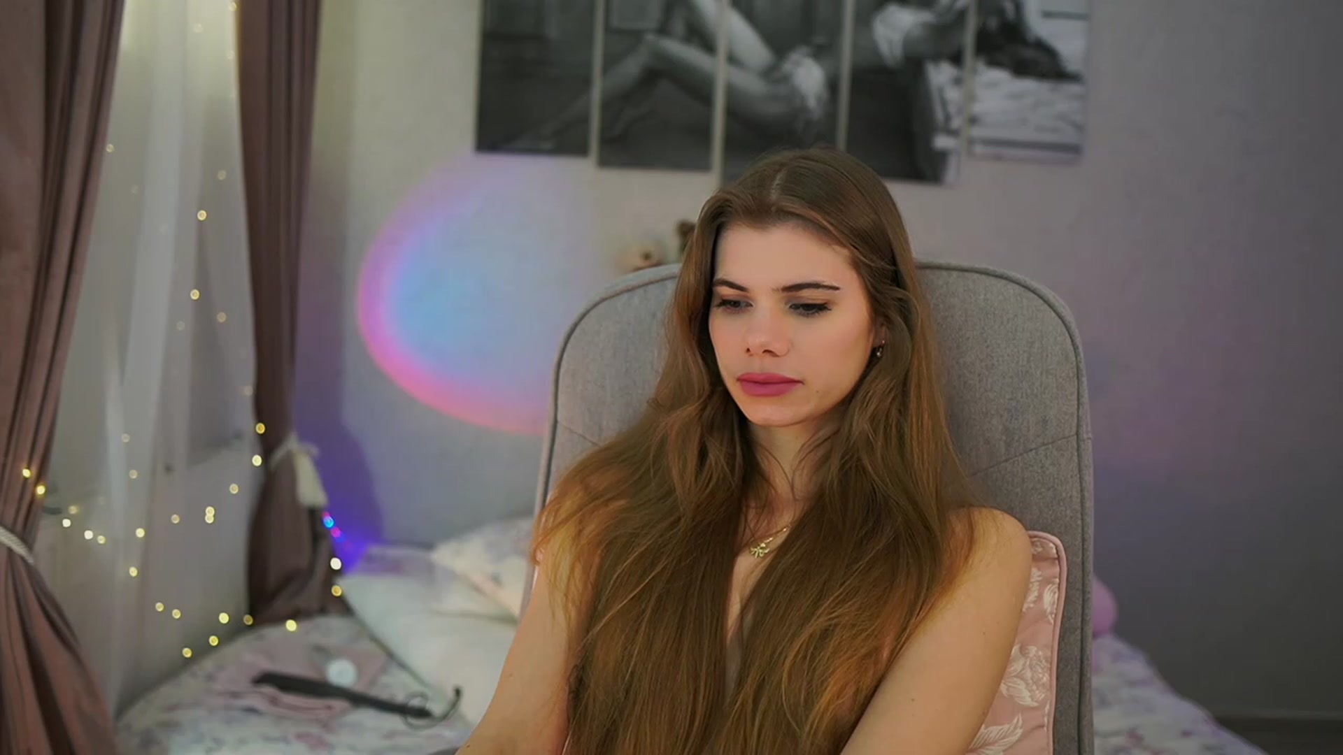 Gallery image thumbnail from RileyReid_18's myfreecams stream on, 03/16/2024, 16:06 image 19 of 20