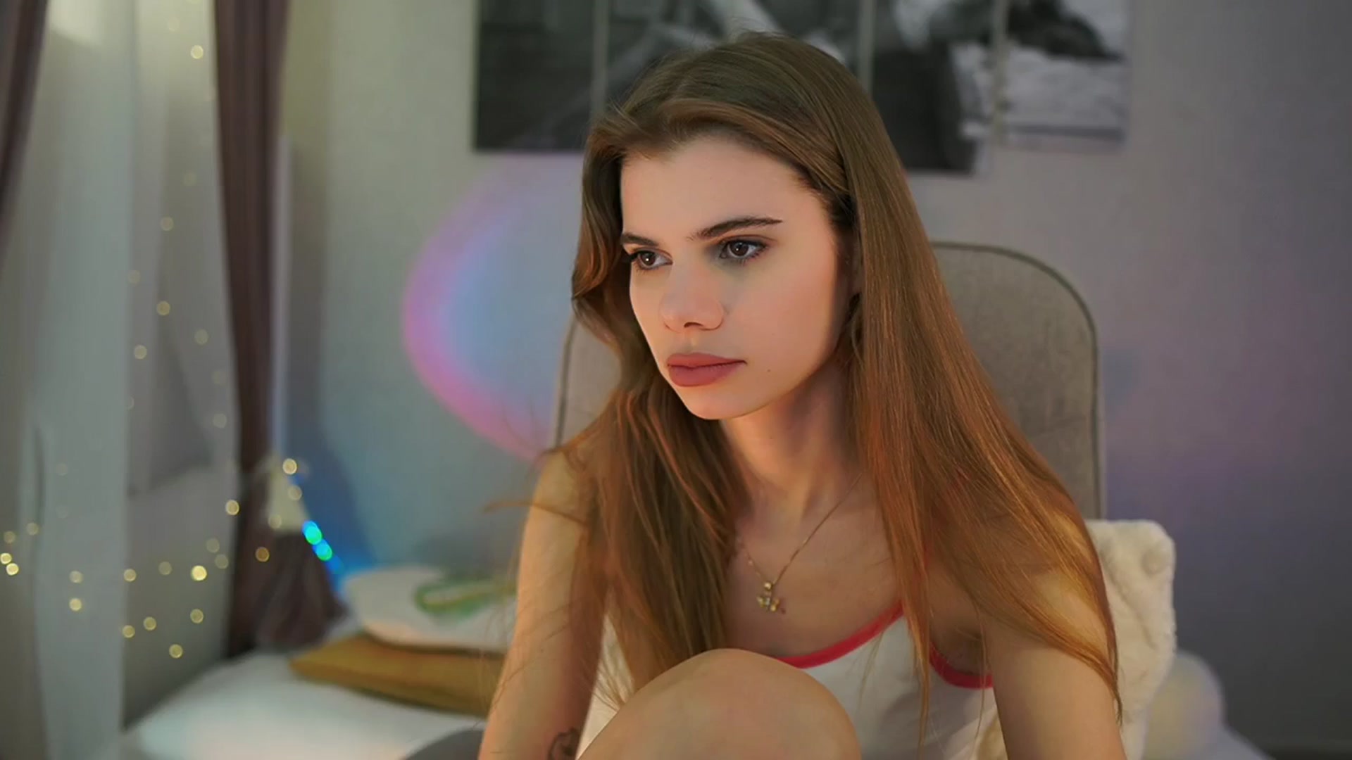 Gallery image thumbnail from RileyReid_18's myfreecams stream on, 03/18/2024, 18:06 image 2 of 20