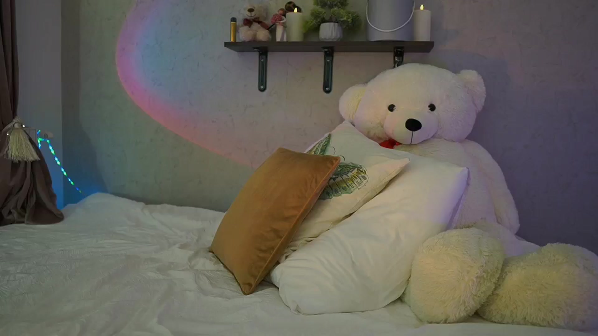 Gallery image thumbnail from RileyReid_18's myfreecams stream on, 03/20/2024, 18:50 image 16 of 20