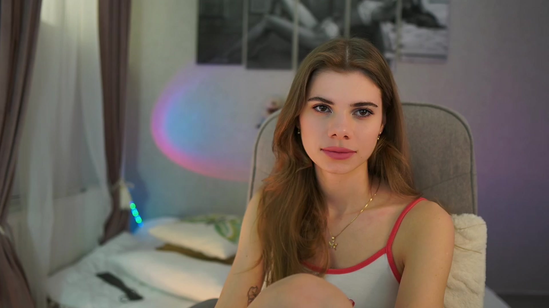 Gallery image thumbnail from RileyReid_18's myfreecams stream on, 03/29/2024, 15:41 image 11 of 20