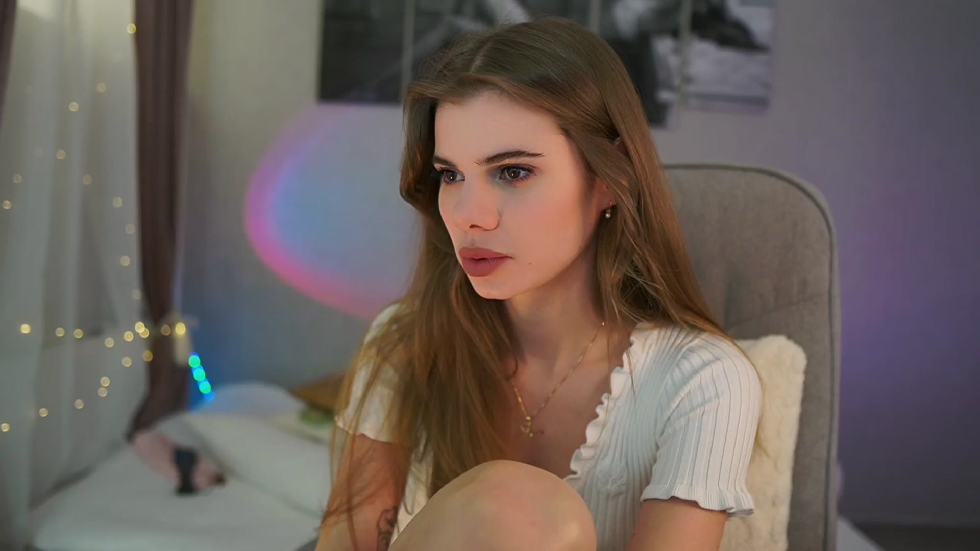Gallery image thumbnail from RileyReid_18's myfreecams stream on, 04/04/2024, 15:05 image 17 of 20