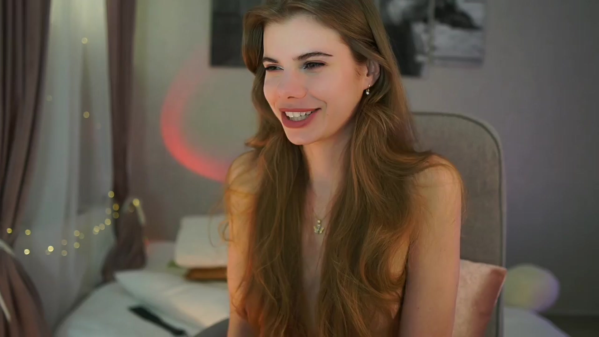 Gallery image thumbnail from RileyReid_18's myfreecams stream on, 04/10/2024, 17:58 image 20 of 20