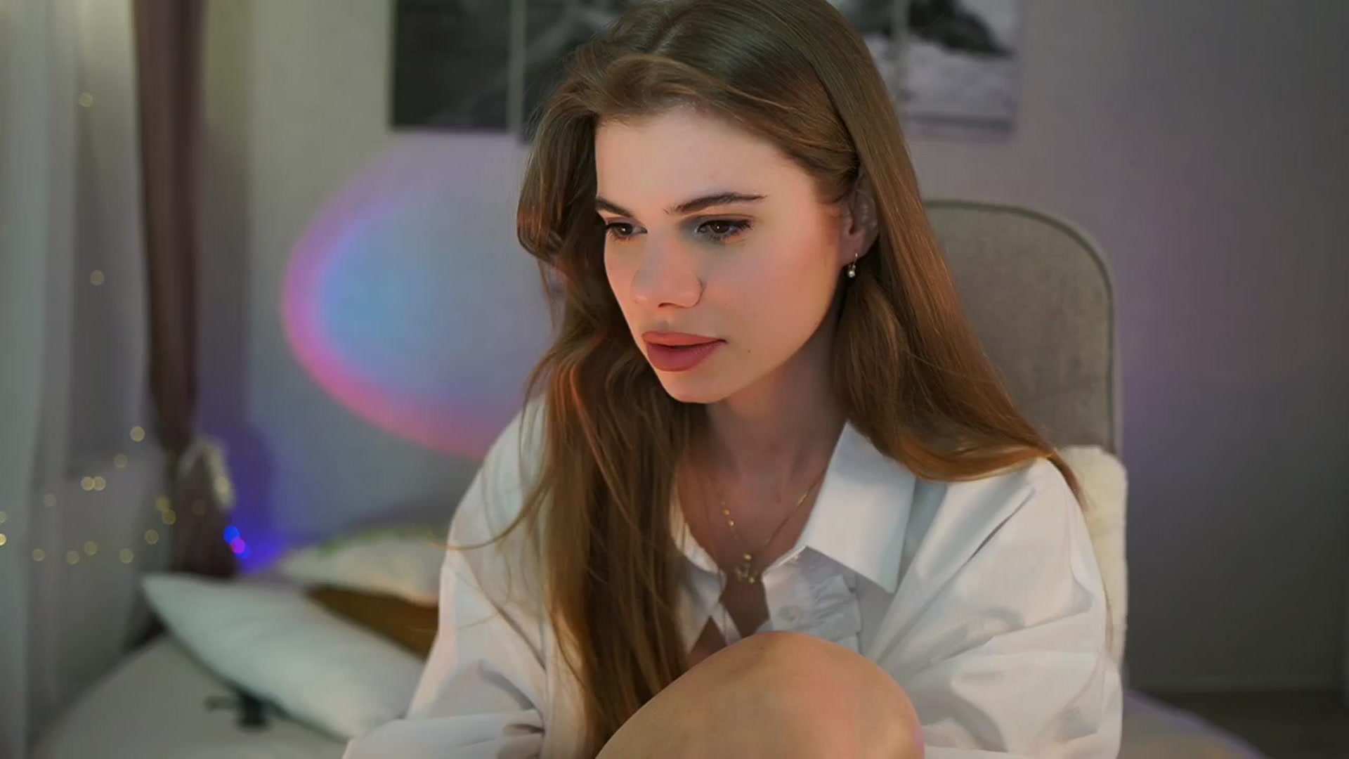 Gallery image thumbnail from RileyReid_18's myfreecams stream on, 04/22/2024, 20:35 image 17 of 20