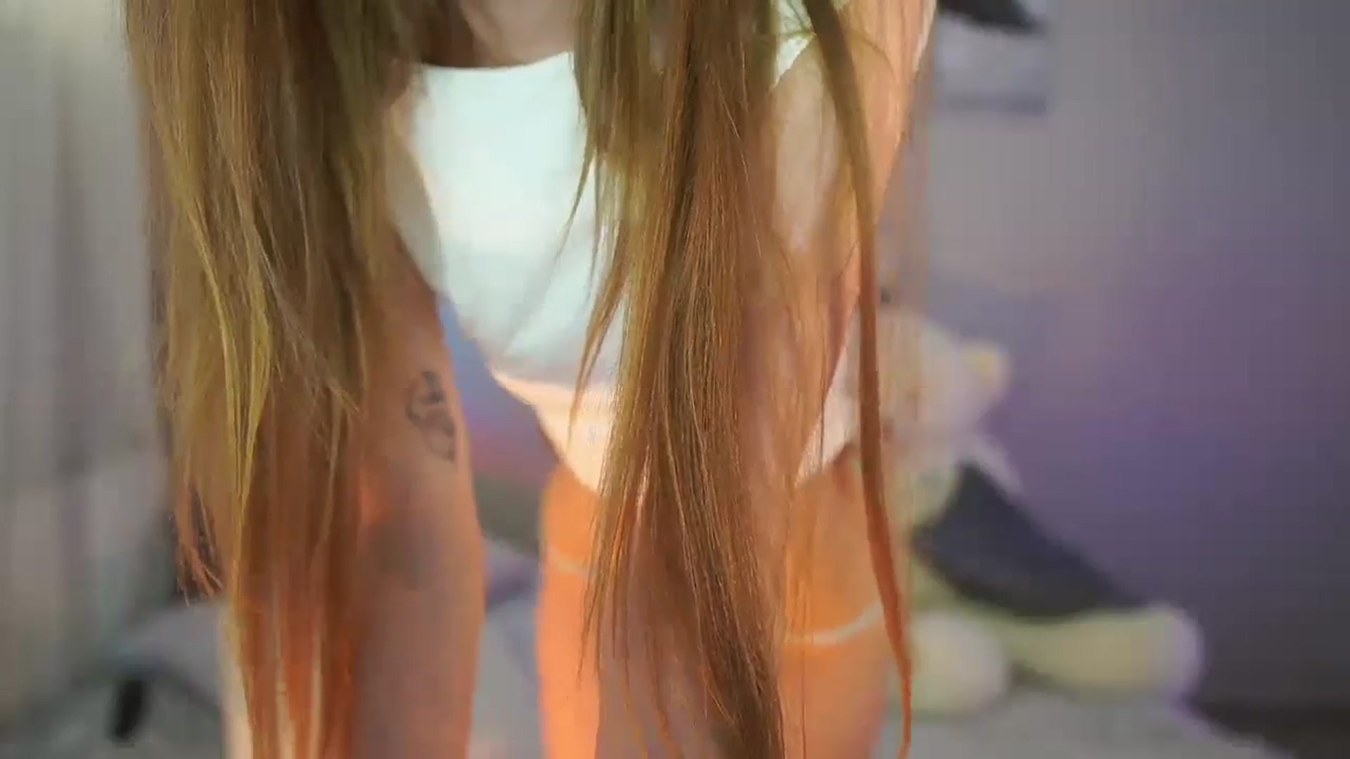 Gallery image thumbnail from RileyReid_18's myfreecams stream on, 05/10/2024, 11:33 image 15 of 20
