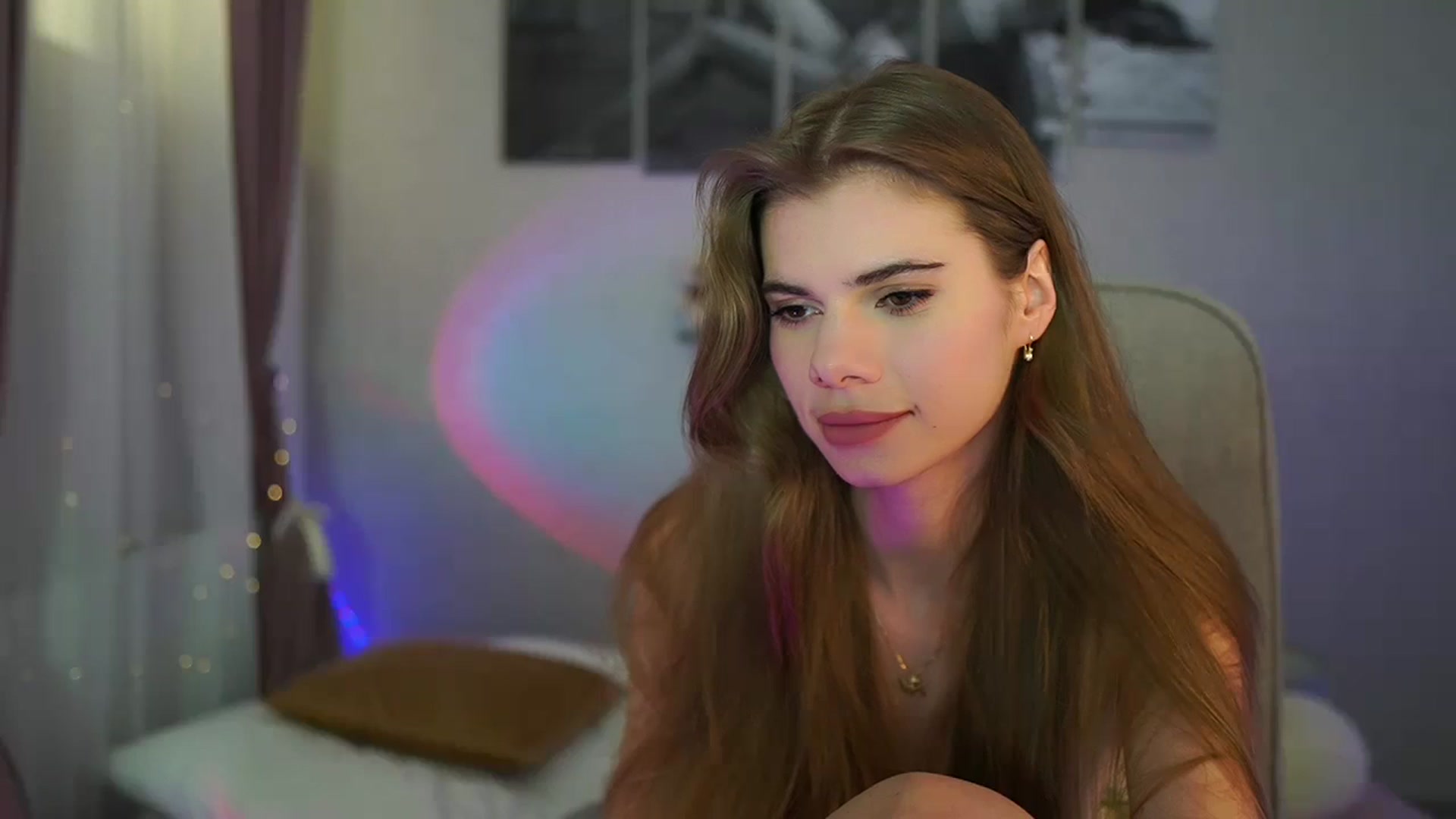 Gallery image thumbnail from RileyReid_18's myfreecams stream on, 06/09/2024, 20:45 image 18 of 20