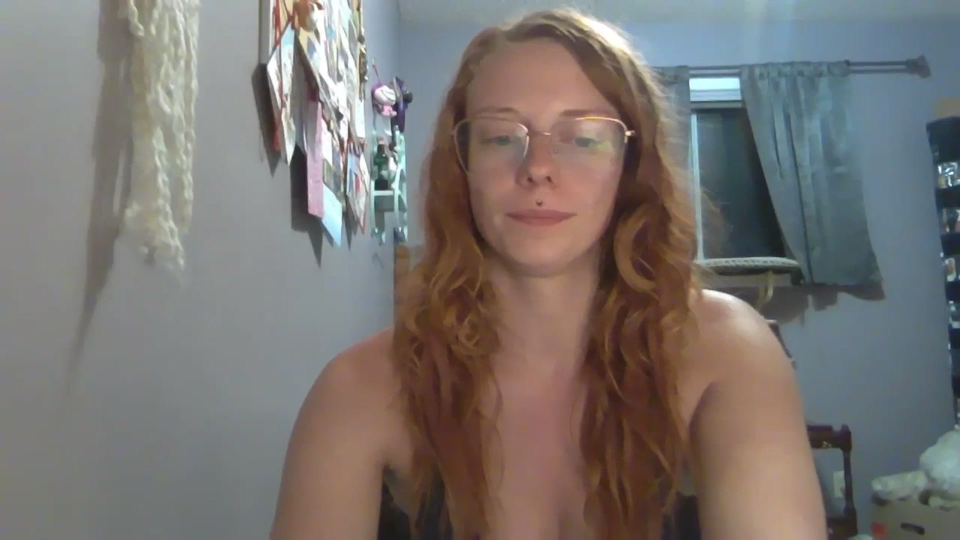Gallery image thumbnail from RileyRousseau's myfreecams stream on, 07/14/2023, 10:27 image 13 of 20