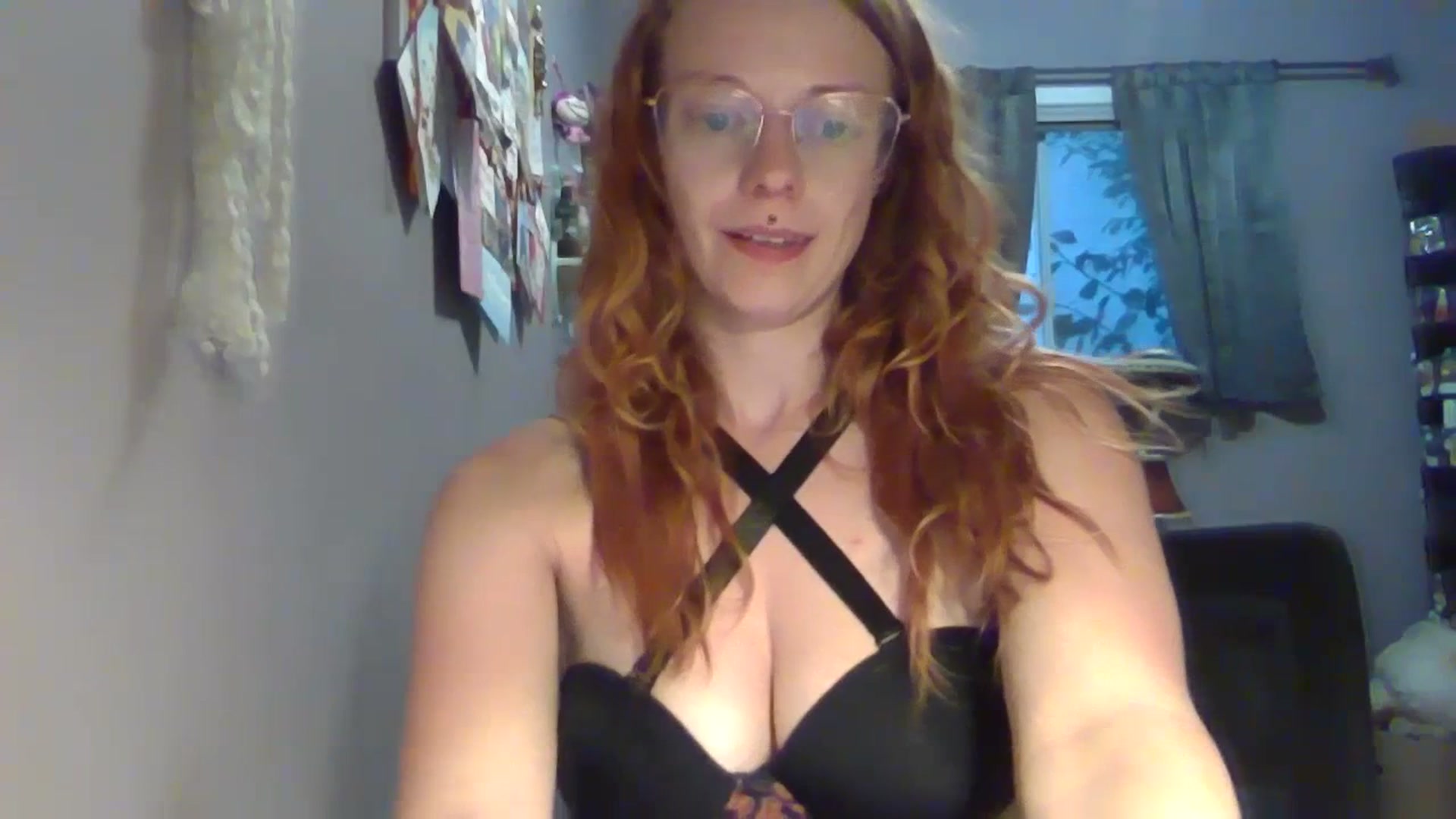 Gallery image thumbnail from RileyRousseau's myfreecams stream on, 07/14/2023, 11:55 image 11 of 20