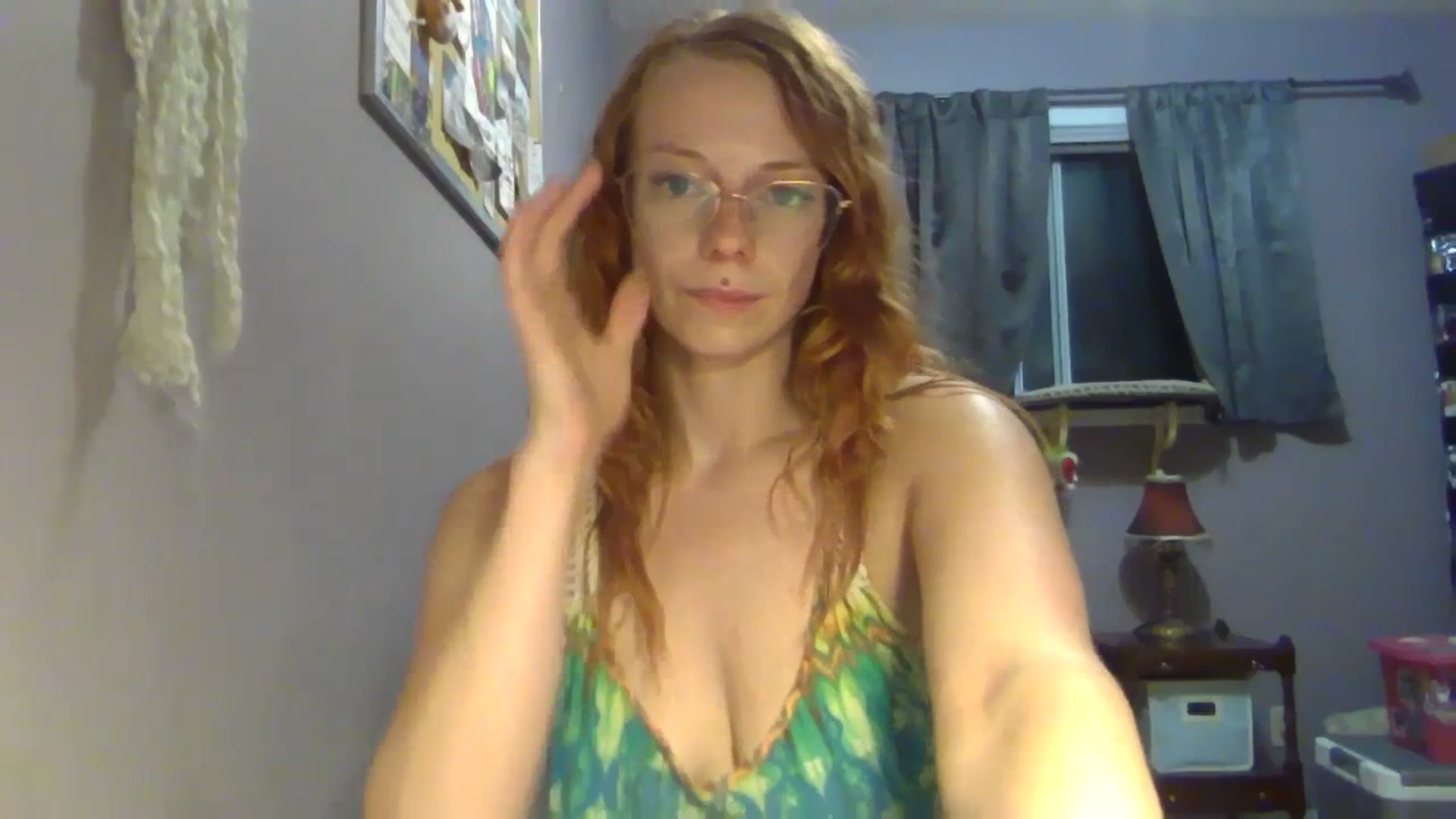 Gallery image thumbnail from RileyRousseau's myfreecams stream on, 07/17/2023, 05:07 image 19 of 20