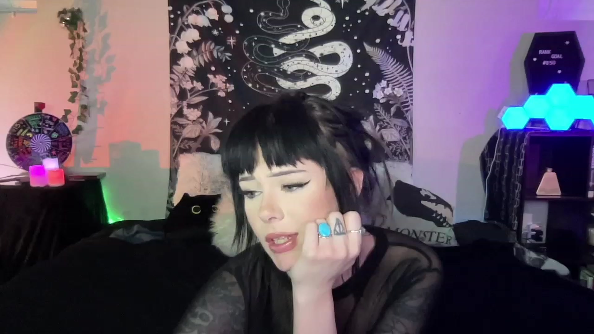 Gallery image thumbnail from RileyWoods's myfreecams stream on, 02/13/2023, 05:48 image 7 of 20