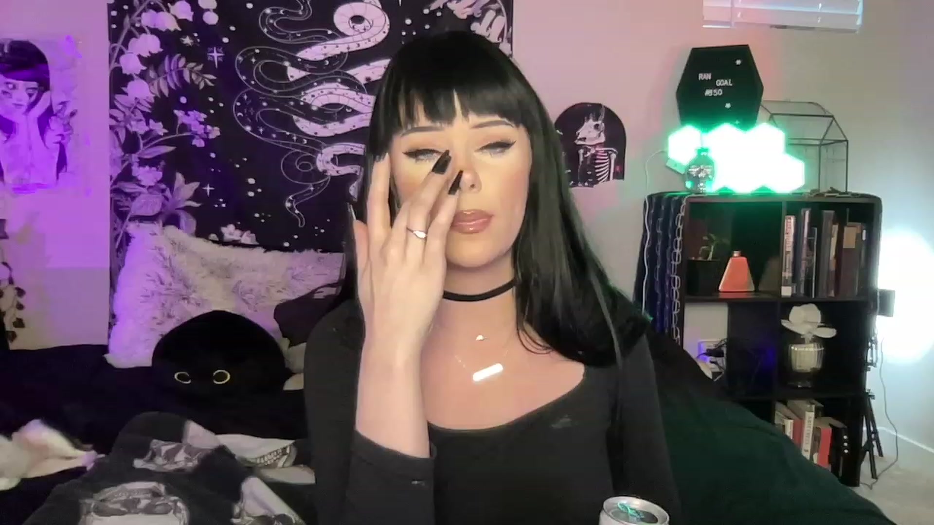 Gallery image thumbnail from RileyWoods's myfreecams stream on, 02/25/2023, 01:55 image 16 of 20
